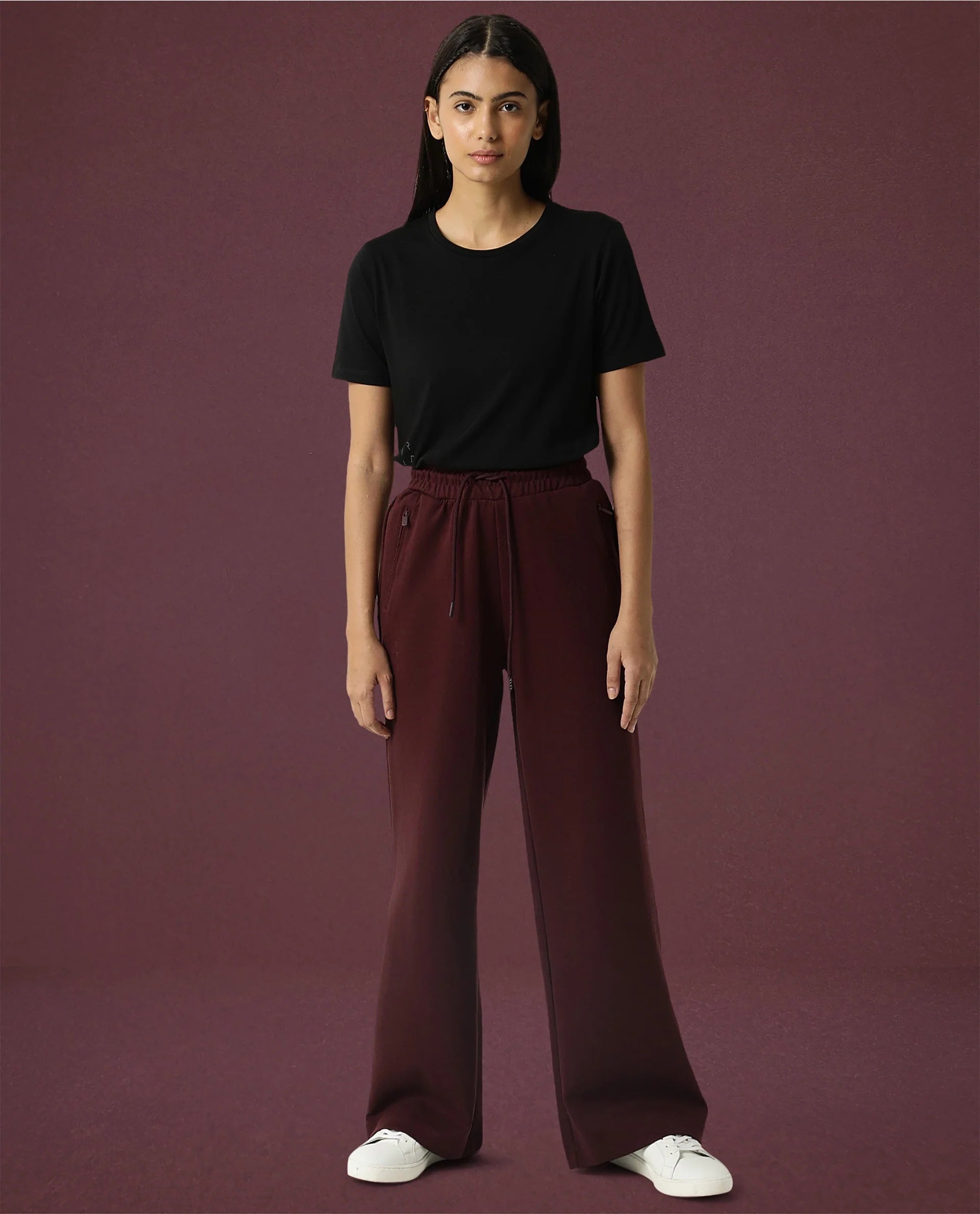 Rareism Women Capsule Maroon Cotton Blend Fabric Relaxed Fit Solid Mid Rise Ankle Length Track Pant