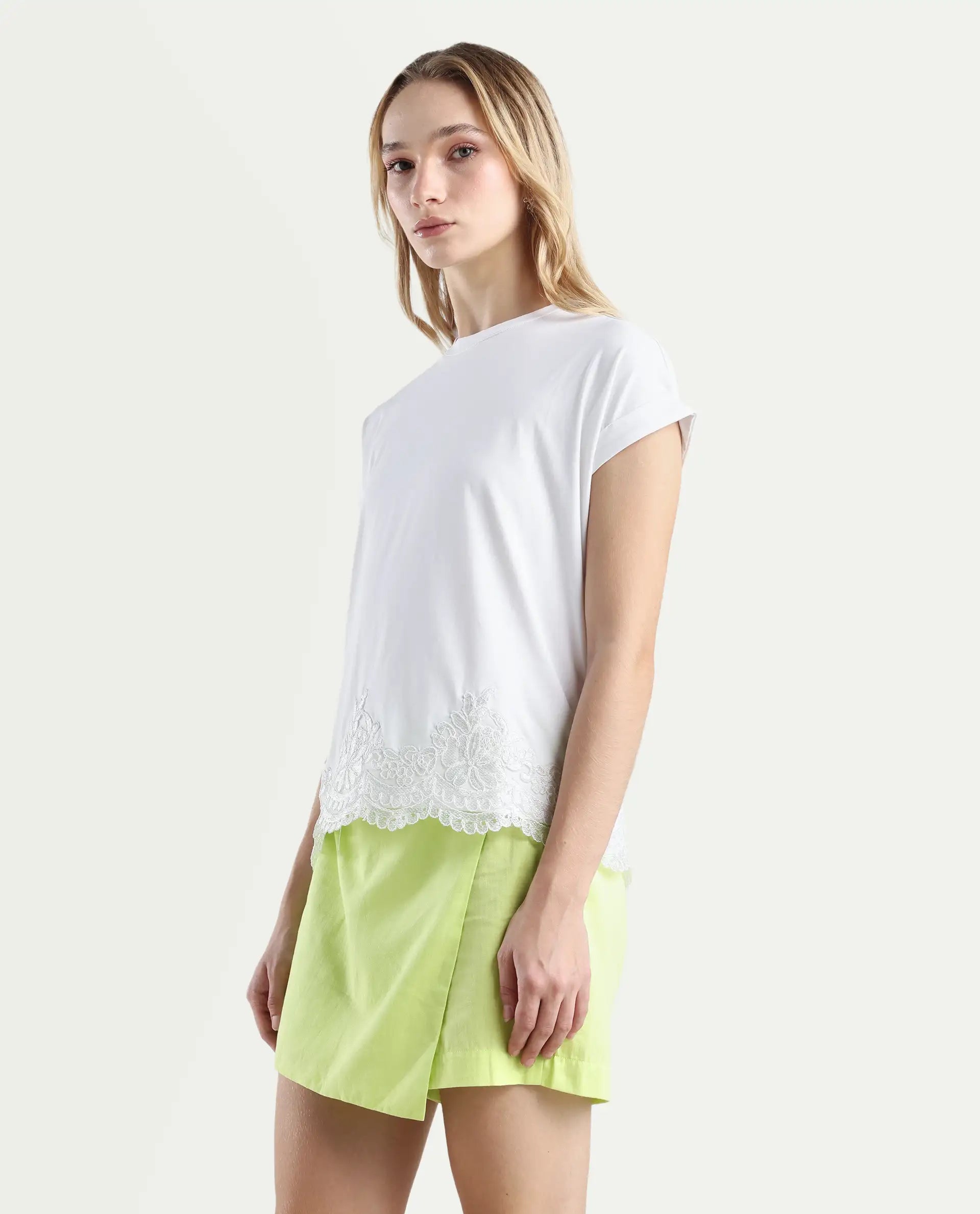 Rareism Women's Celo White Cotton Blend Crew Neck Regular Fit T-Shirt