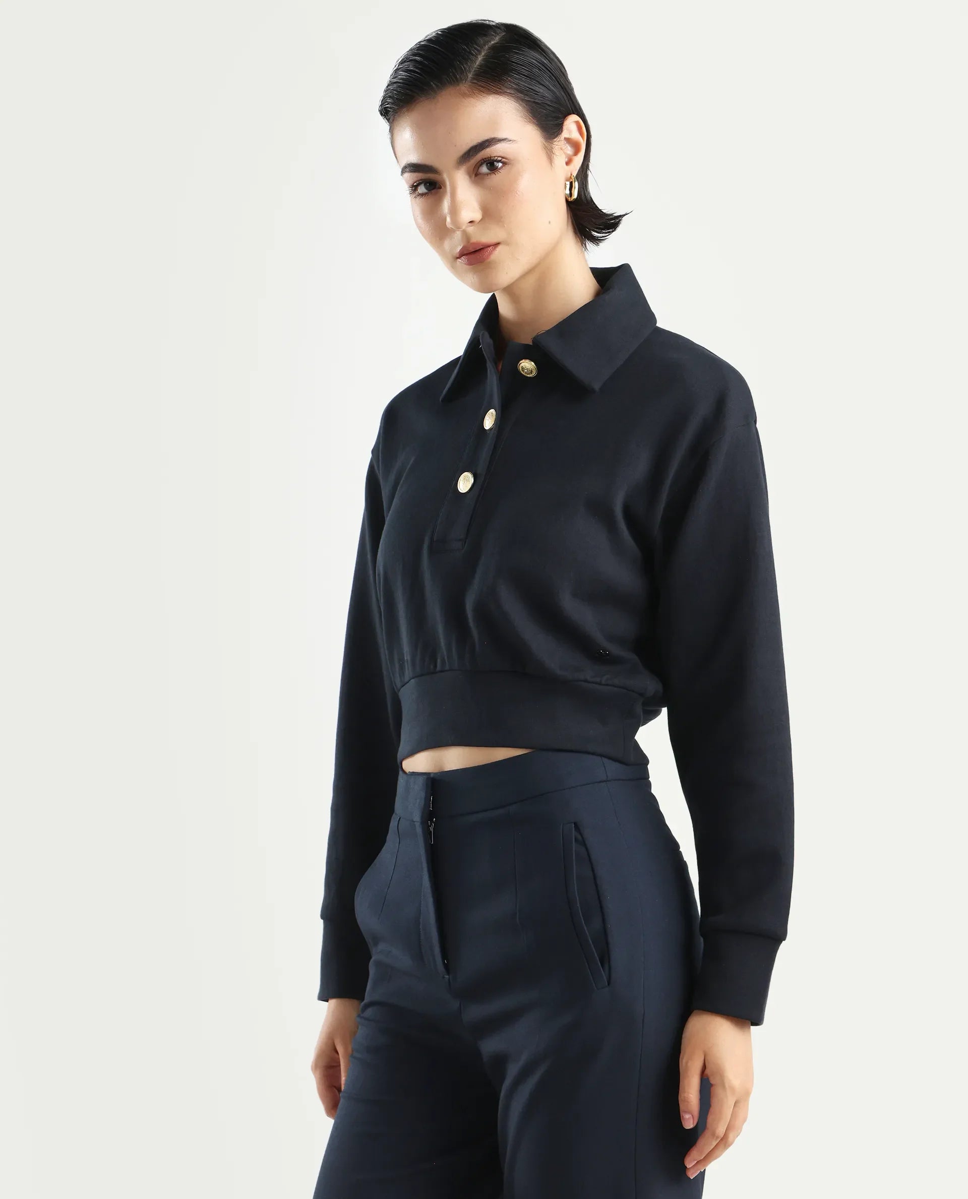 Rareism Women's Celtik Black Cotton Blend Drop Collar Plain Crop Relaxed Fit Sweatshirt