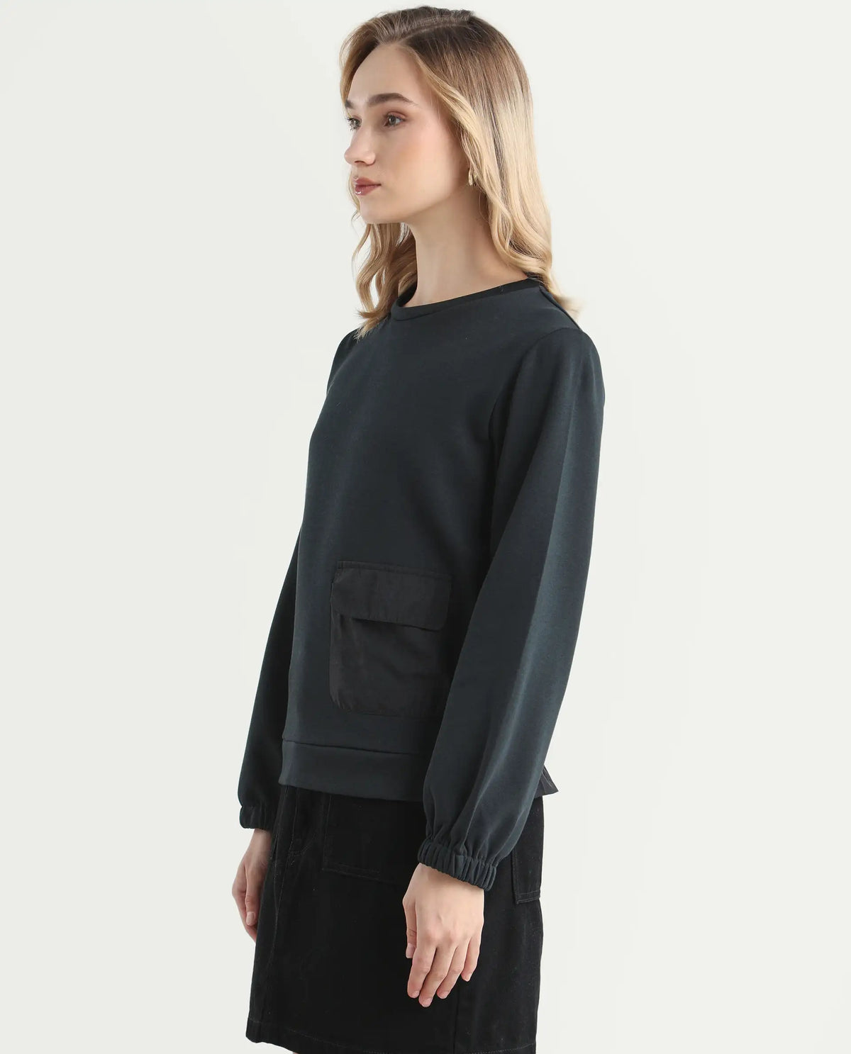 Rareism Women's Century Black Cotton Blend Crew Neck Plain Sleeveless Relaxed Fit Sweatshirt