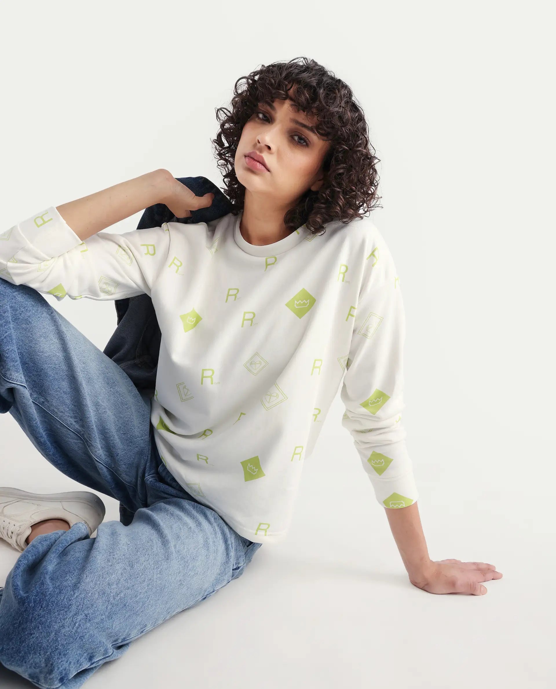 Rareism Women's Chico Off White Polyester Blend Crew Neck Graphic Print Regular Fit Sweatshirt