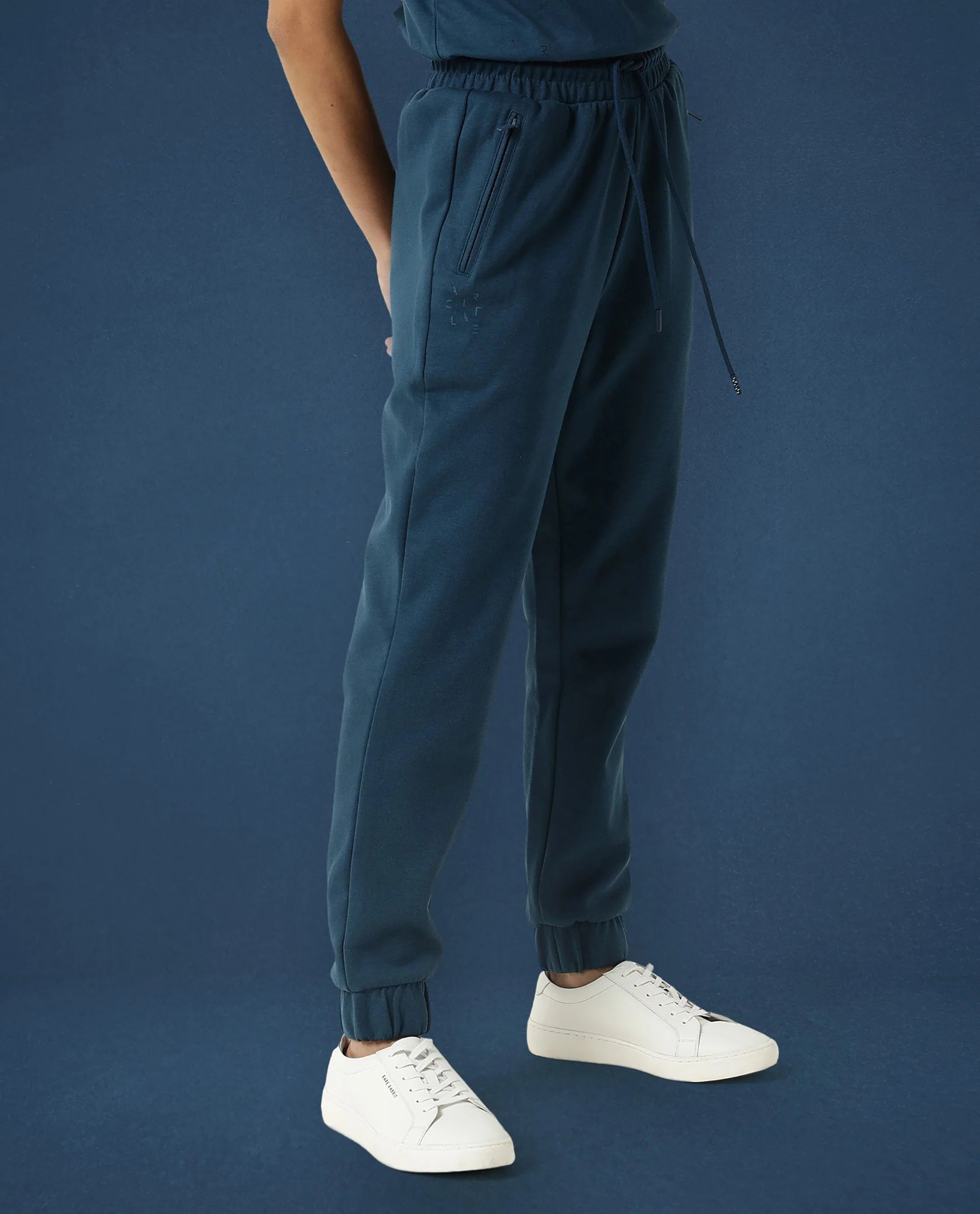 Rareism Women's Heavy Weight Interlock 340 Gsm Cotton Blend Plain Ankle Length Relaxed Fit Track Pant