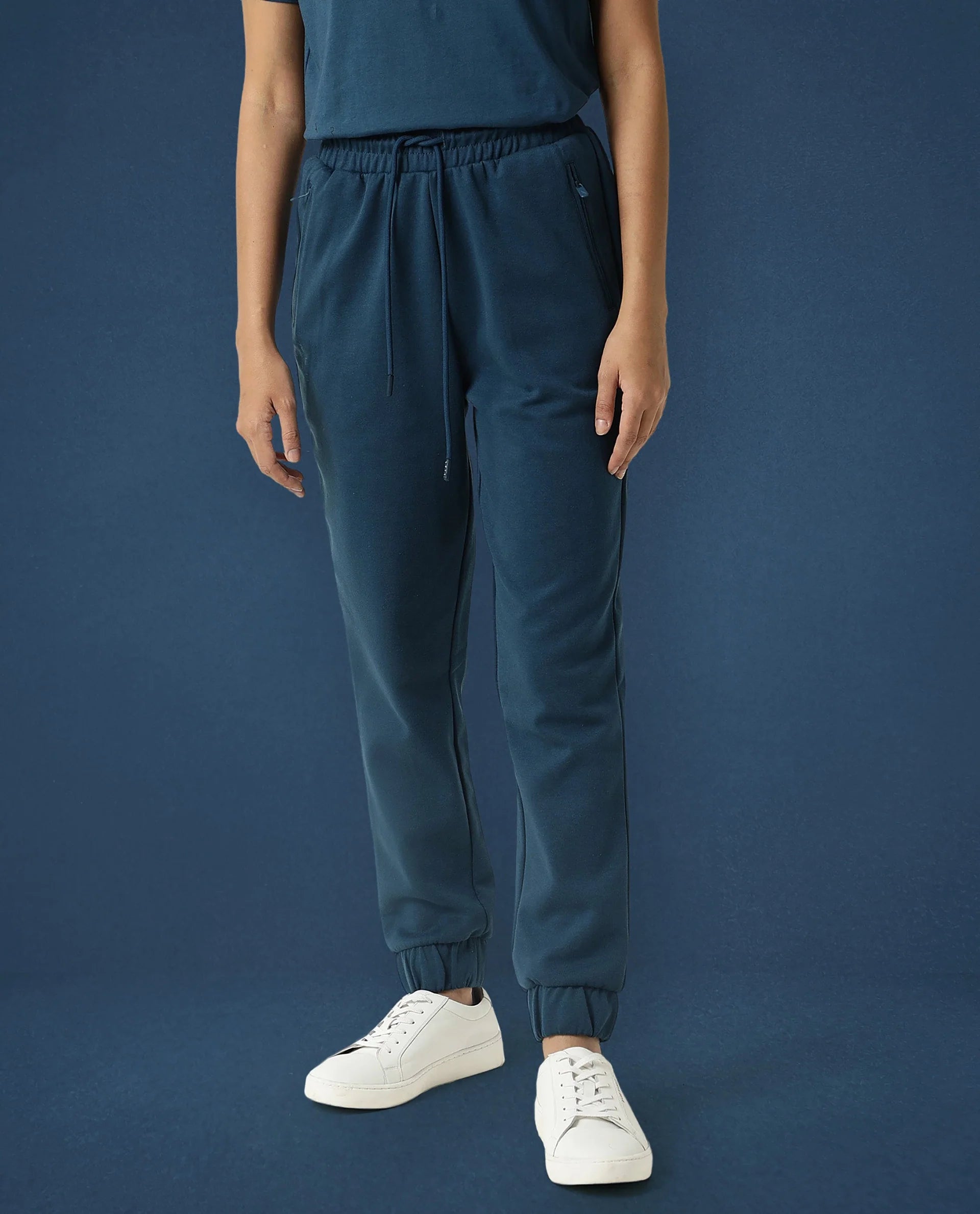 Rareism Women Creta Dusky Green Cotton Blend Fabric Relaxed Fit Solid Mid Rise Ankle Length Track Pant