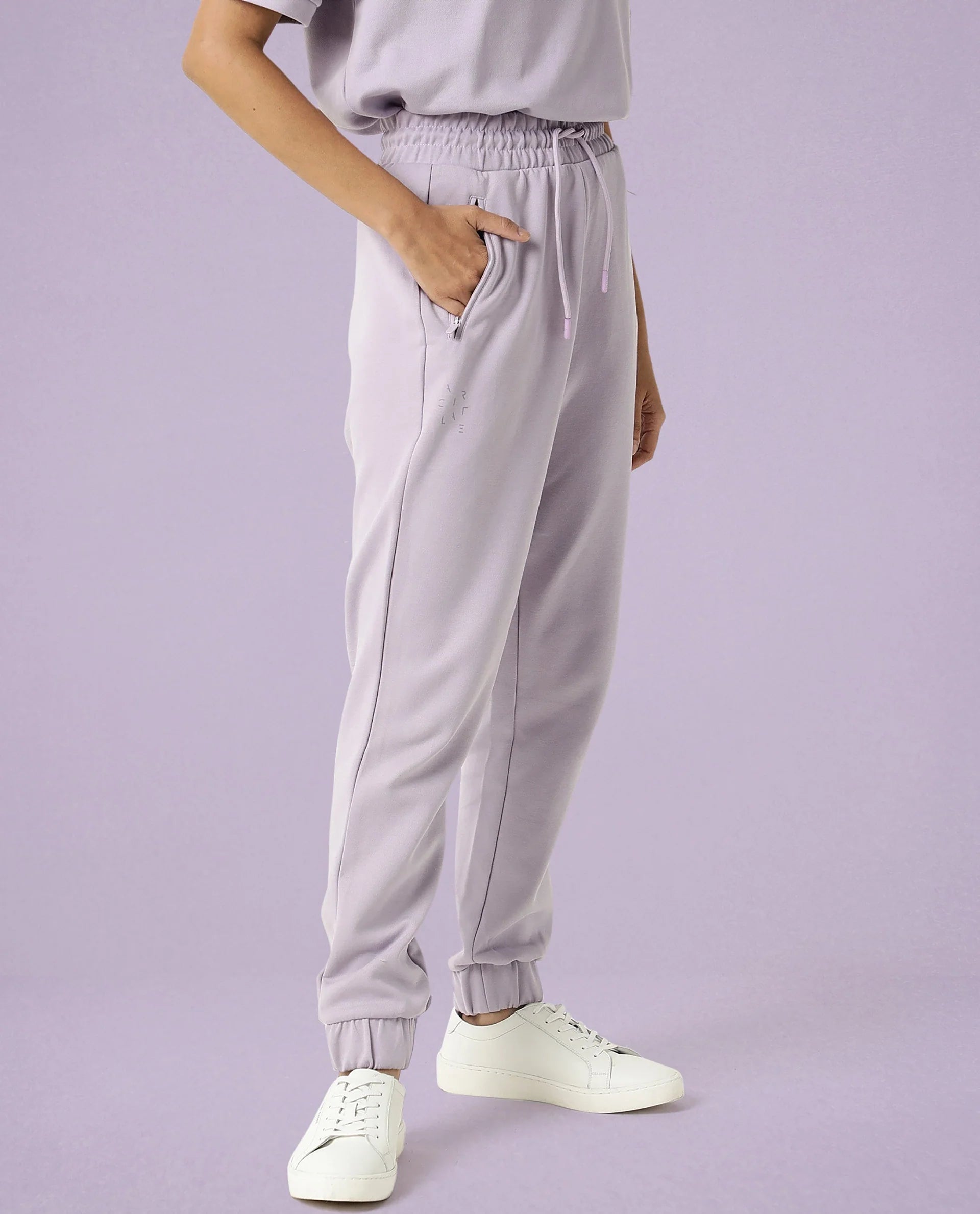 Rareism Women Creta Light Pink Cotton Blend Fabric Relaxed Fit Solid Mid Rise Ankle Length Track Pant