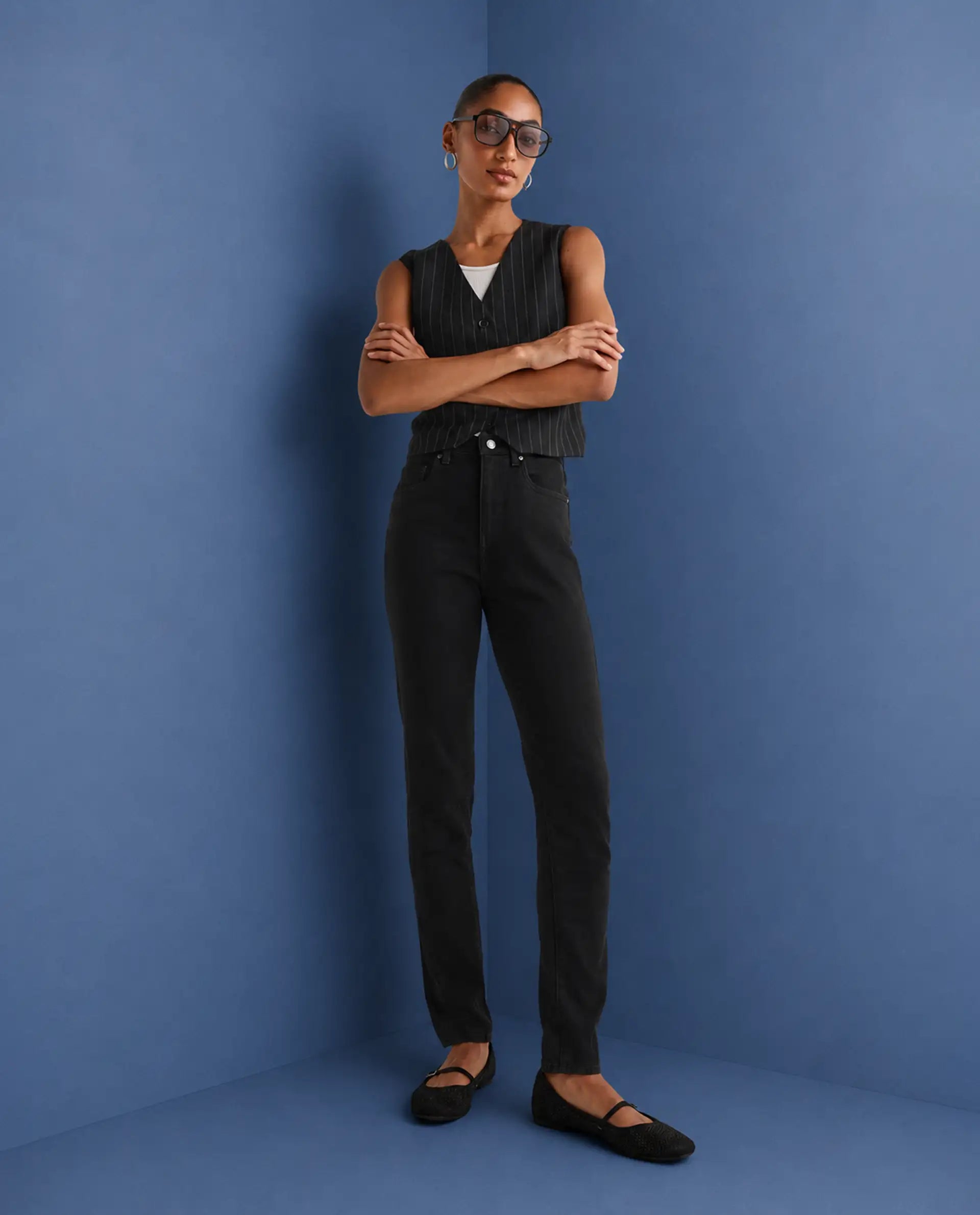 Rareism Women's Skenyob Black Cotton Blend Skinny Fit Plain Jeans