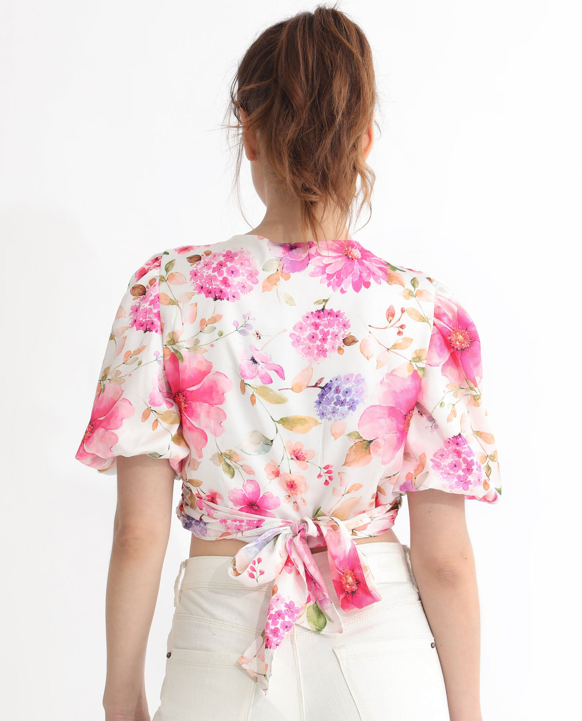 Rareism Women Dackio White Polyester Fabric Short Sleeves Tie-Up Closure V-Neck Balloon Sleeve Relaxed Fit Floral Print Cropped Top