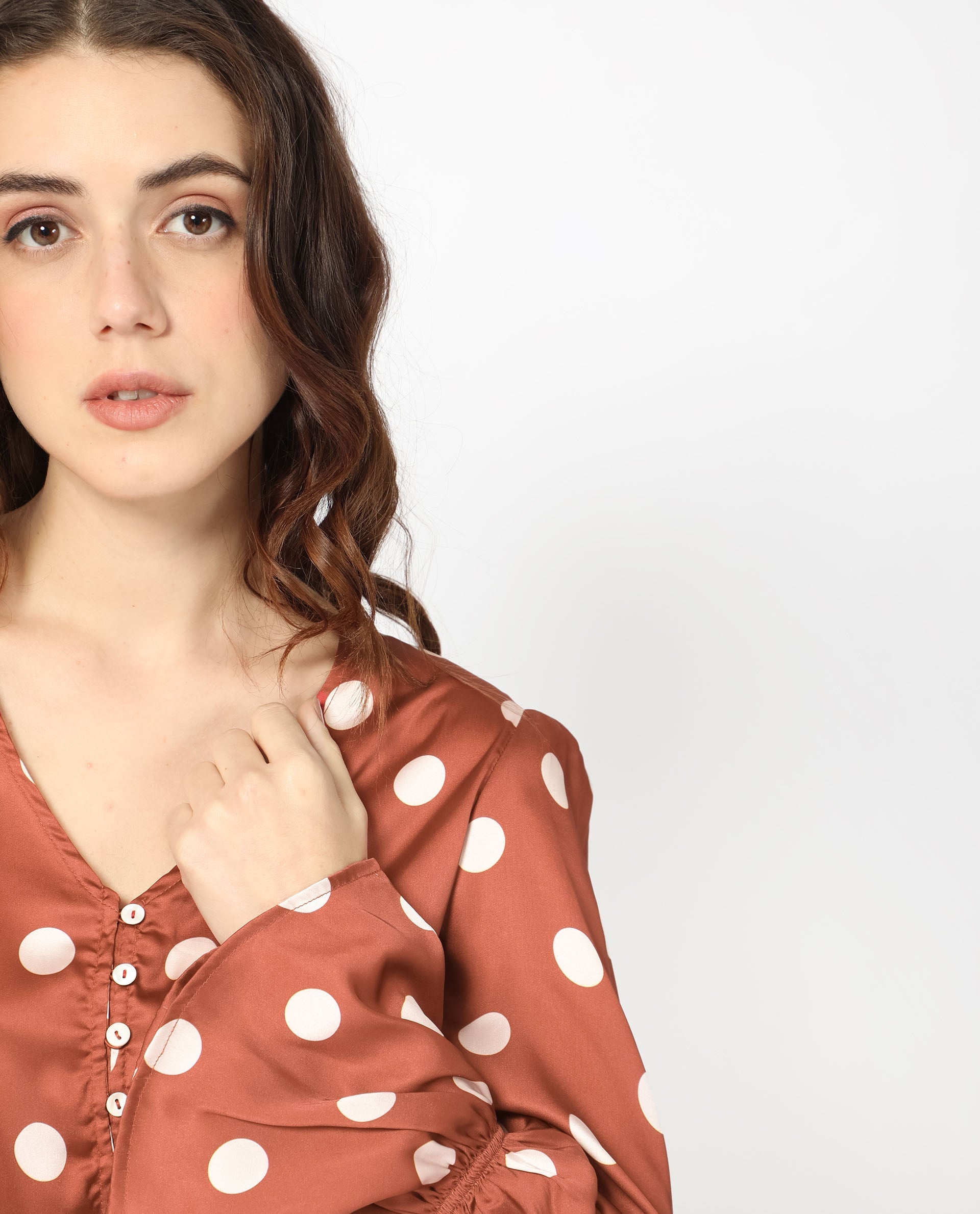 Rareism Women's Darty Brown Polyester V-Neck Polka Print Balloon Sleeve Crop Regular Fit Top