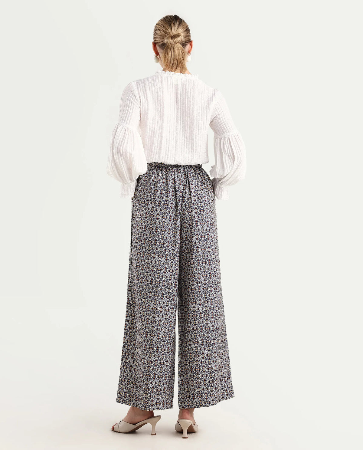 Rareism Women's Detofo Light Multi Nylon Geometric Print Ankle Length Straight Fit Trouser