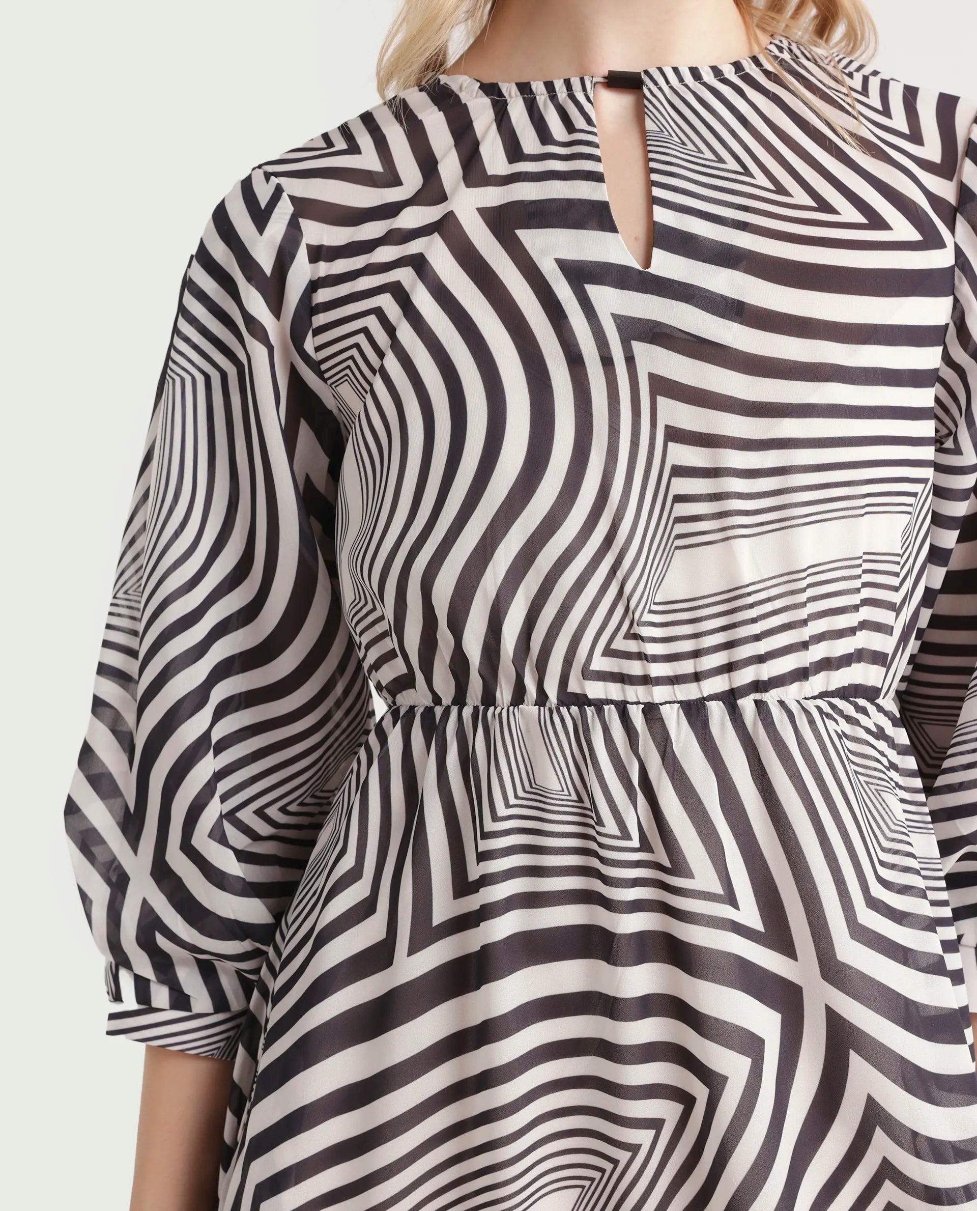 Rareism Women's Dilob Black Polyester Drop Collar Abstract Print Cuffed Sleeve Maxi Flared Dress