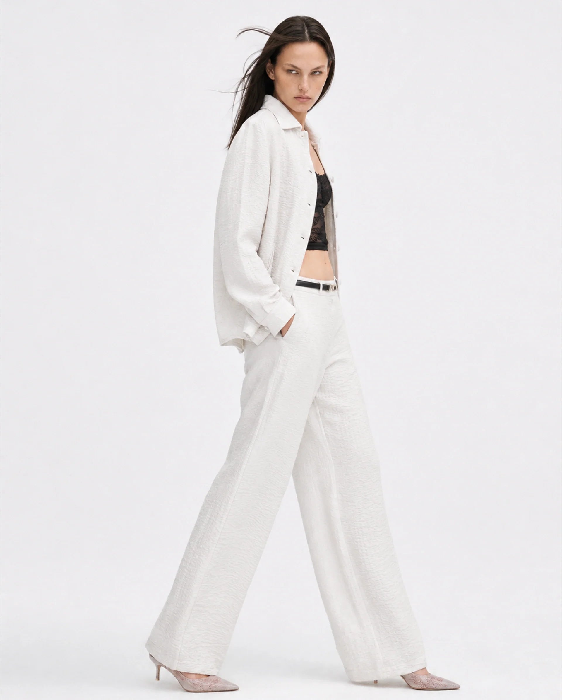 Rareism Women's Dion-T Off White Viscose Blend Spread Collar Button Boxy Plain Shacket