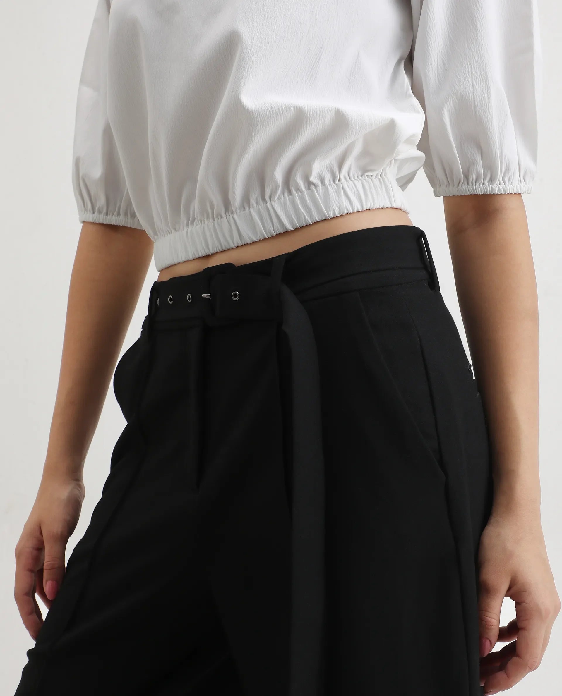 Rareism Women's Dionysus White Polyester Blend Crew Neck Plain Crop Regular Fit Top