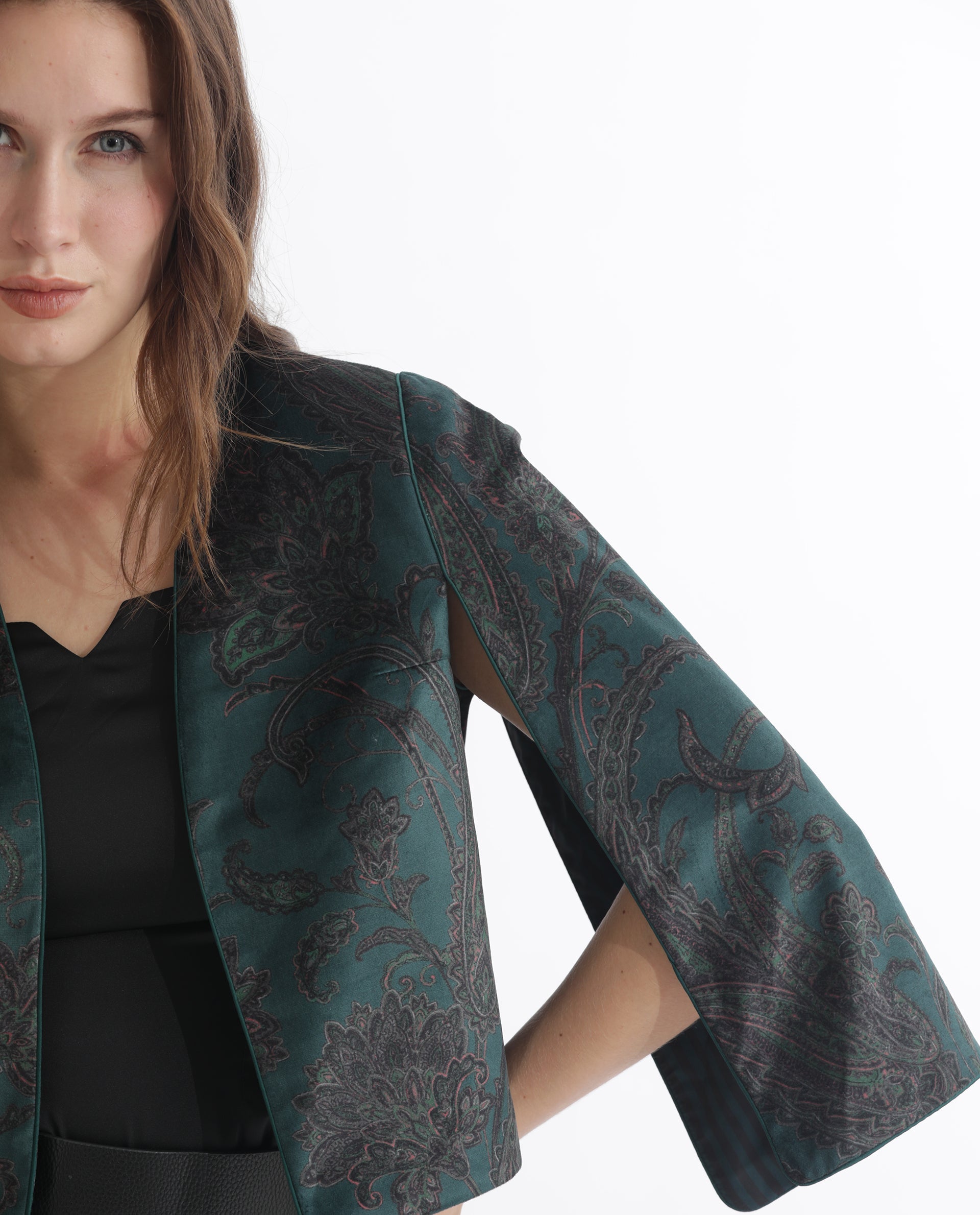 Rareism Women's Elani Green Velvet Collarless Floral Print Cape Sleeve Regular Fit Shrug