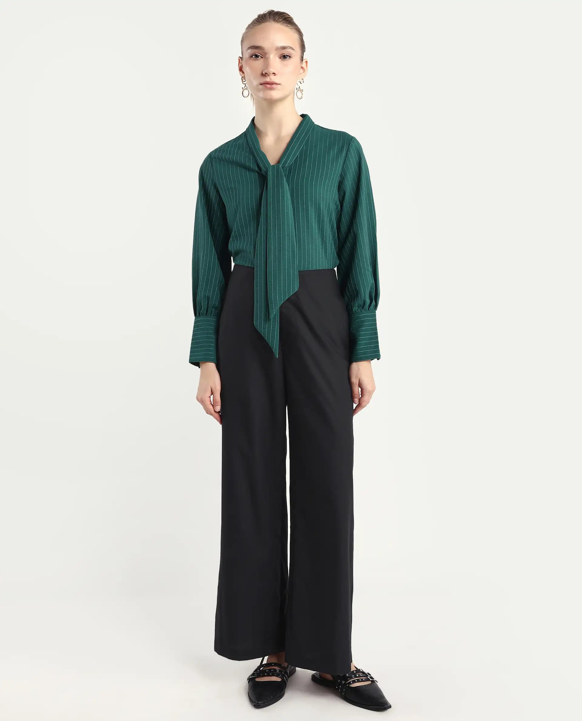 Rareism Women Elary Black Viscose Blend Button Closure Wide Leg Fit Plain Trouser