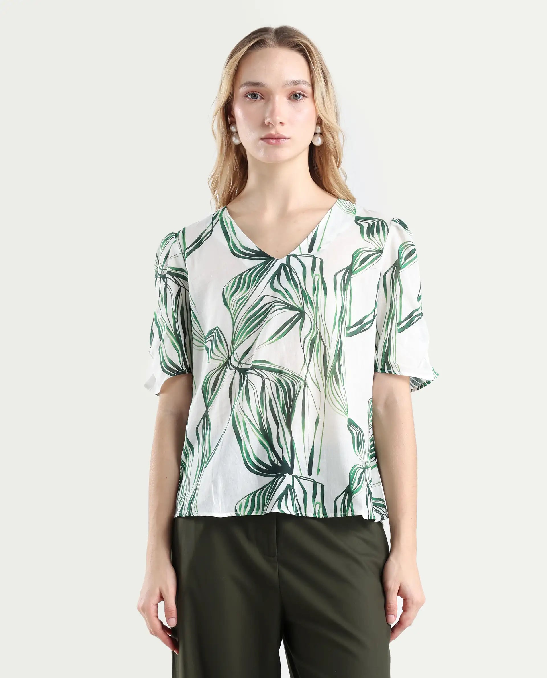 Rareism Women Elary Dark Olive Viscose Blend Button Closure Wide Leg Fit Plain Trouser