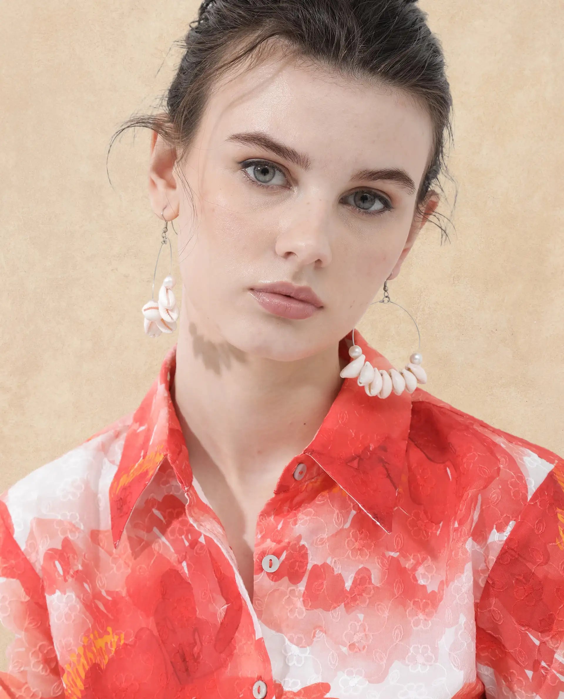 Rareism Women's Elmaso Pink Drop Collar Floral Print Bell Sleeve Regular Fit Top