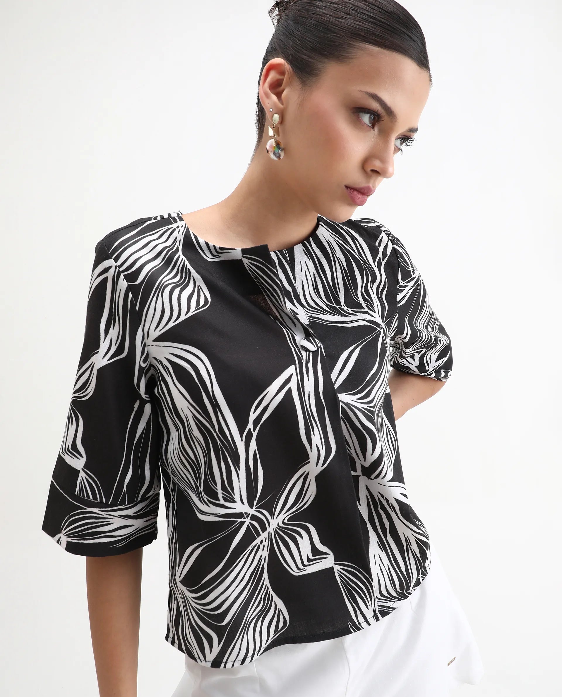 Rareism Women's Eloff-T Black Polyester Crew Neck Regular Fit Top