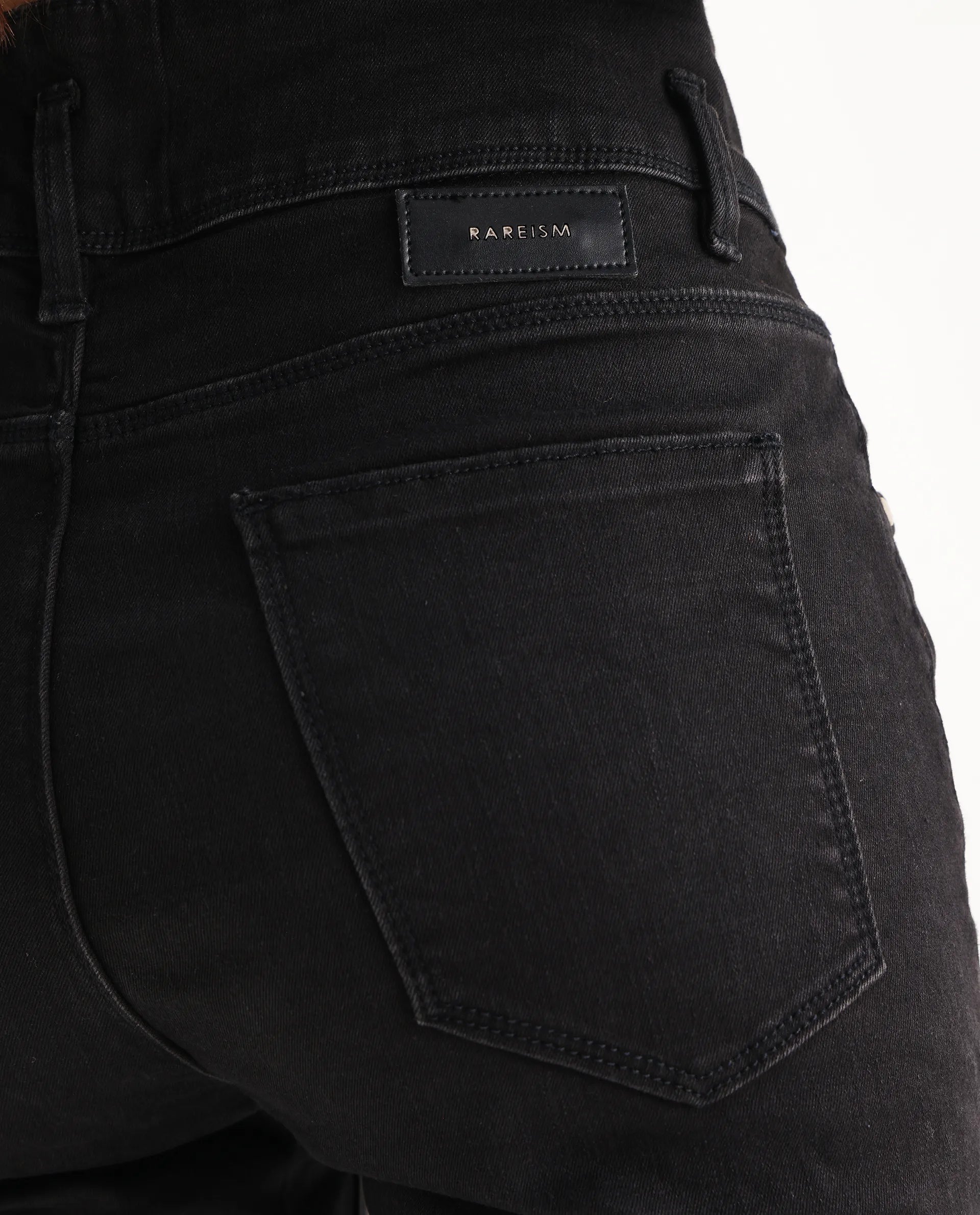 Rareism Women's Emerald Black Cotton Blend Plain Ankle Length Slim Fit Jeans