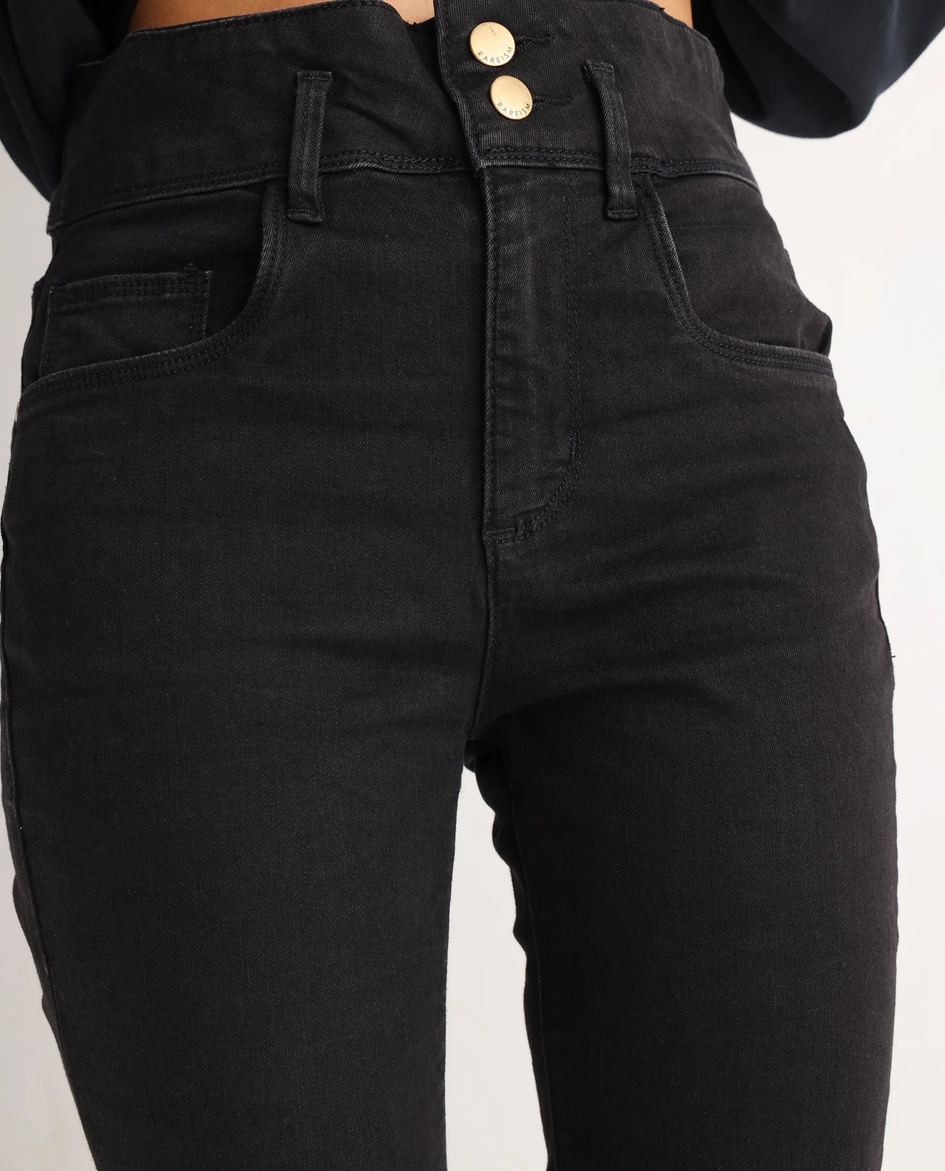 Rareism Women's Emerald Black Cotton Blend Plain Ankle Length Slim Fit Jeans