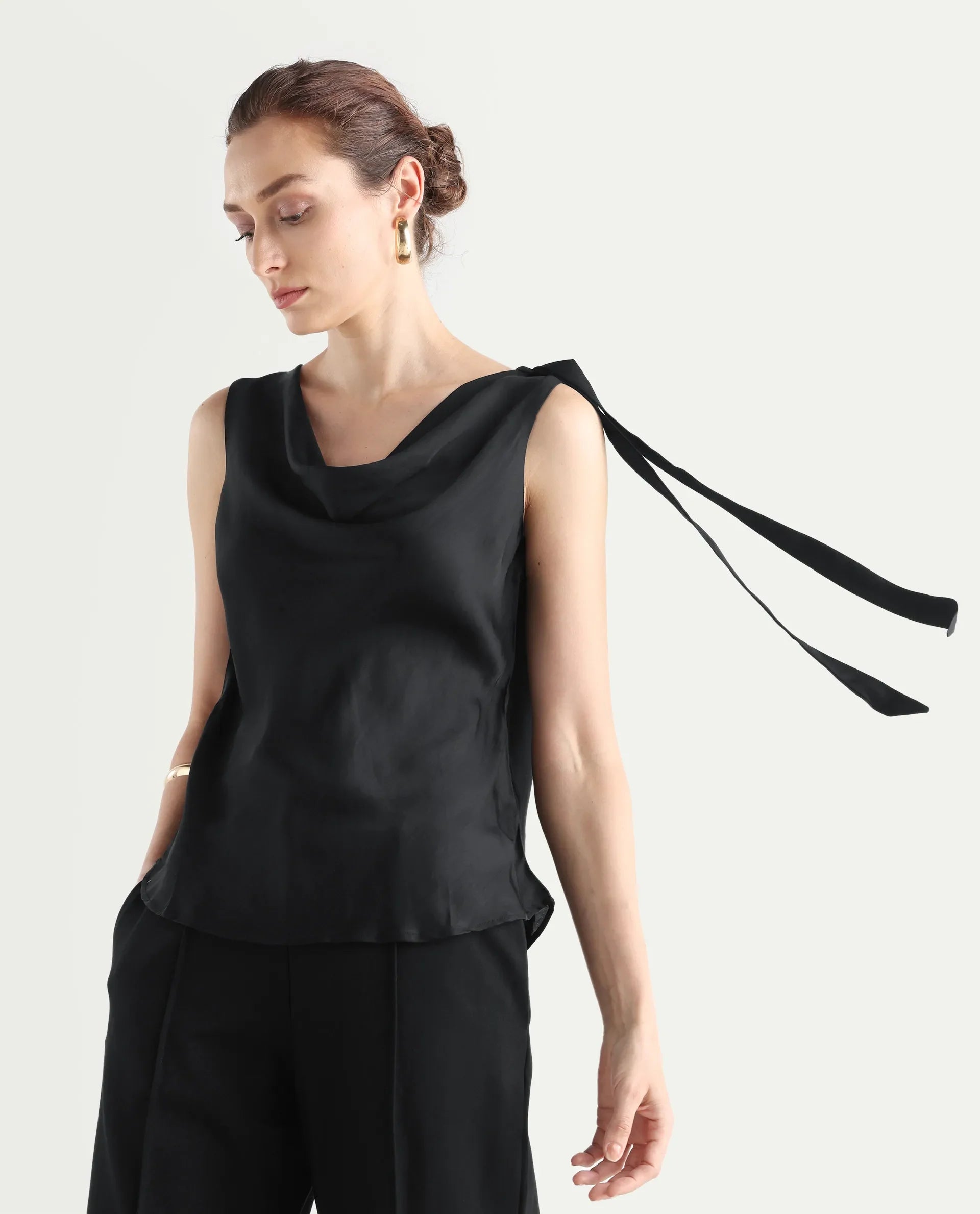 Rareism Women's Epuke Black Polyester Boat Neck Plain Sleeveless Regular Fit Top