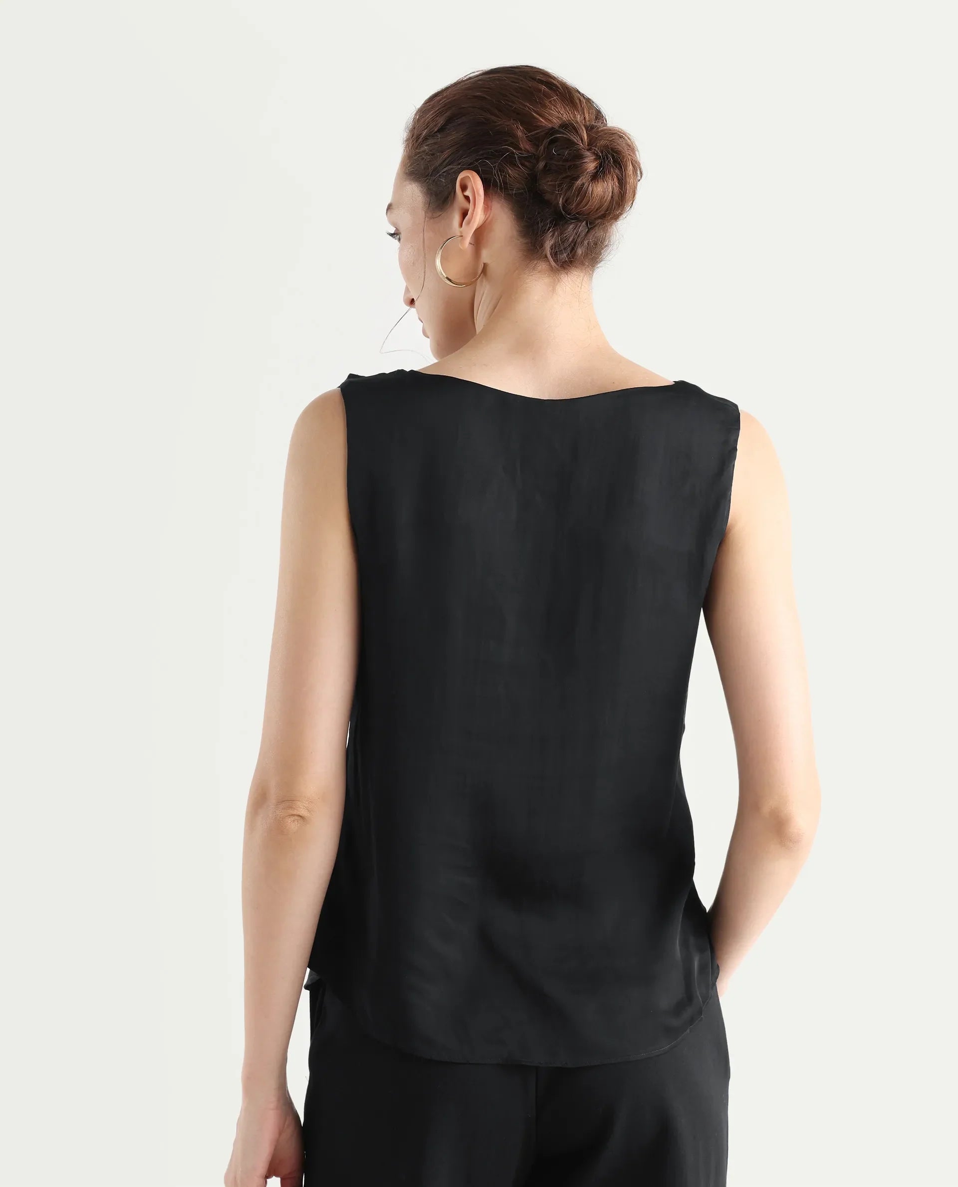 Rareism Women's Epuke Black Polyester Boat Neck Plain Sleeveless Regular Fit Top