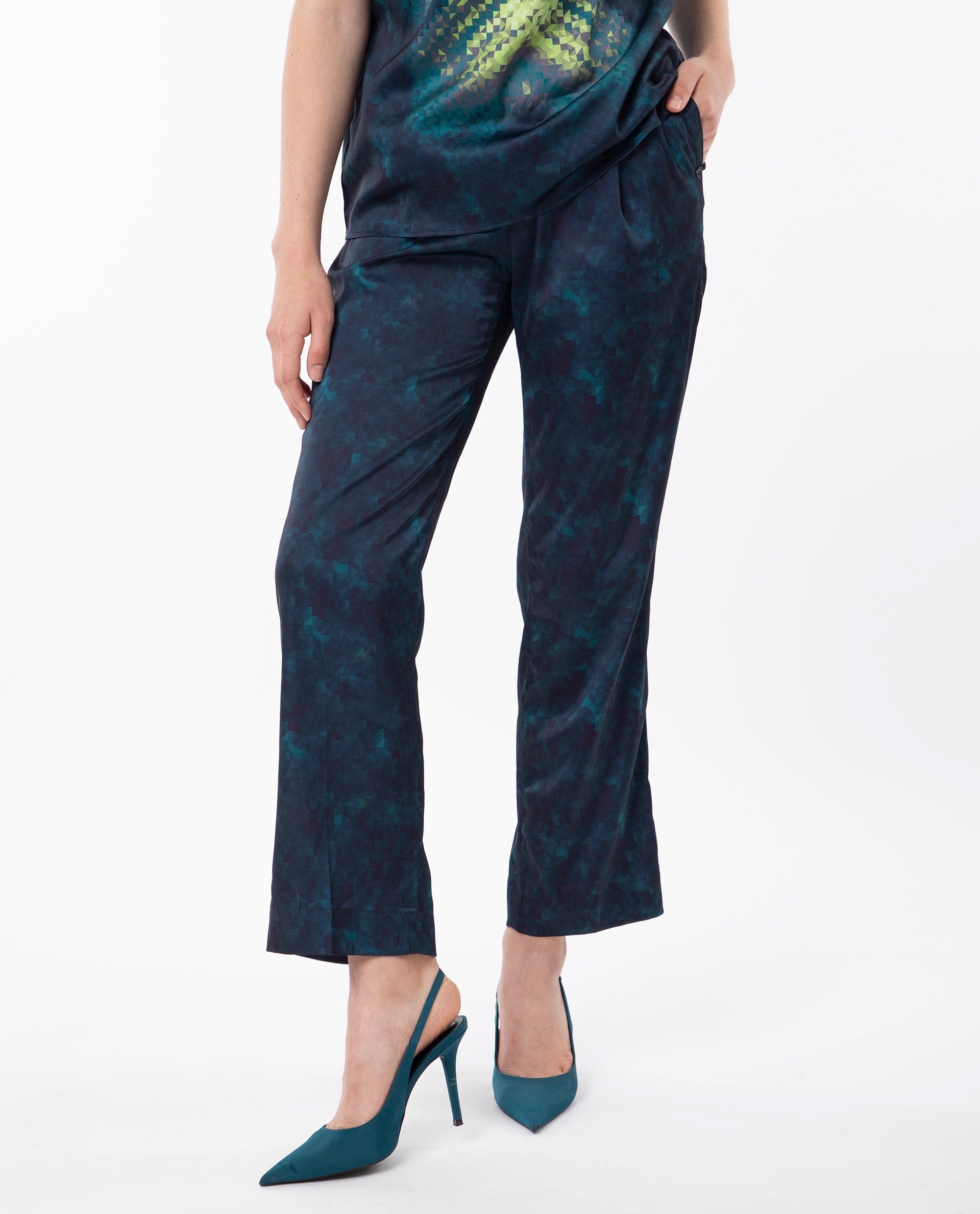 Rareism Women's Erent Blue Polyester Abstract Print Ankle Length Relaxed Fit Trouser