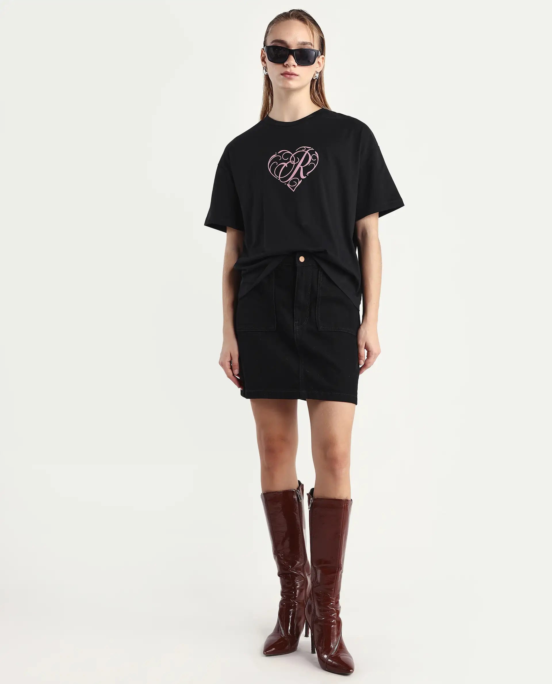 Rareism Women's Fer Black Cotton Crew Neck Relaxed Fit T-Shirt