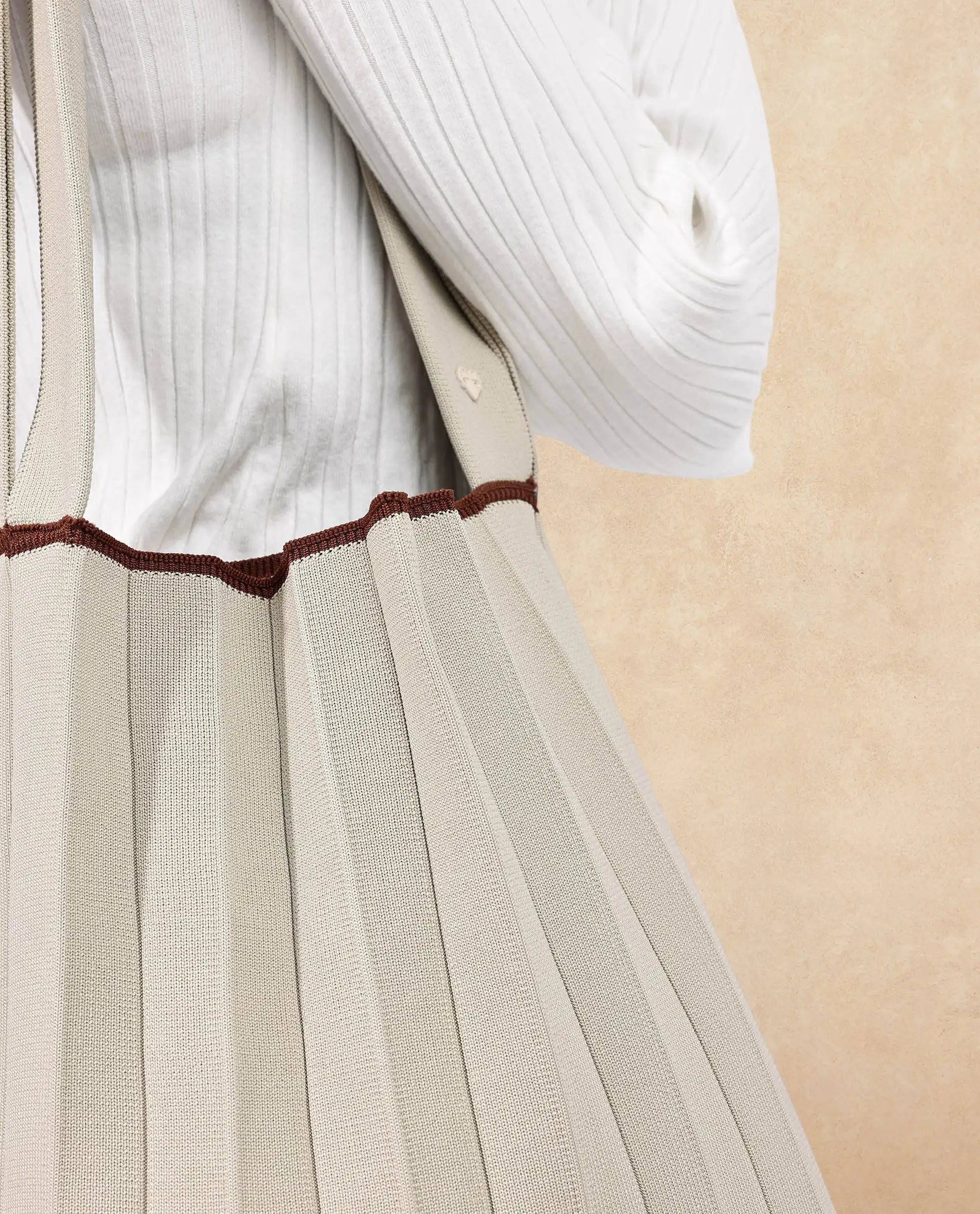 Rareism Articale Women Flounce Beige Fabric Polyester Colorblock Knitted Tote Bag