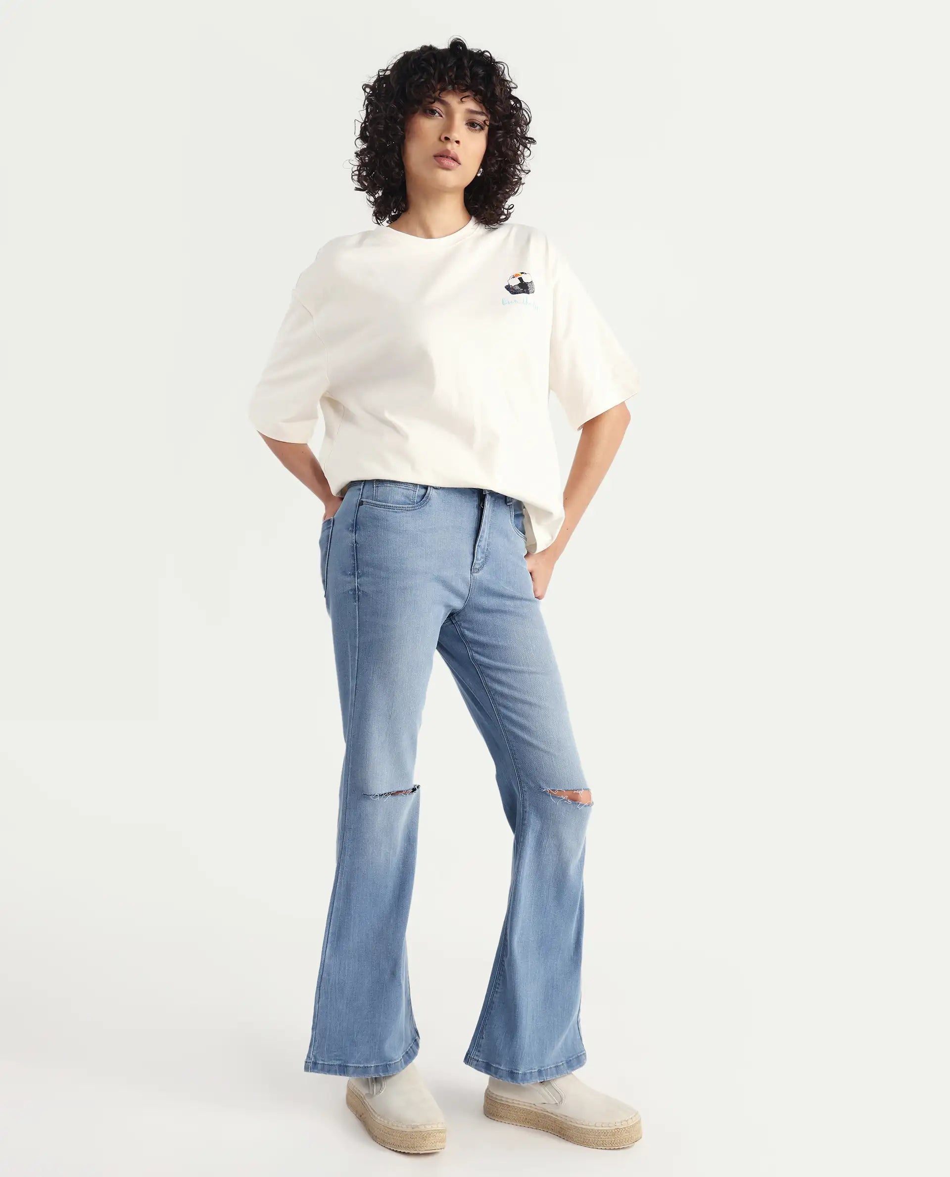 Rareism Women's Fritillary Blue Cotton Blend Plain Ankle Length Relaxed Fit Jeans