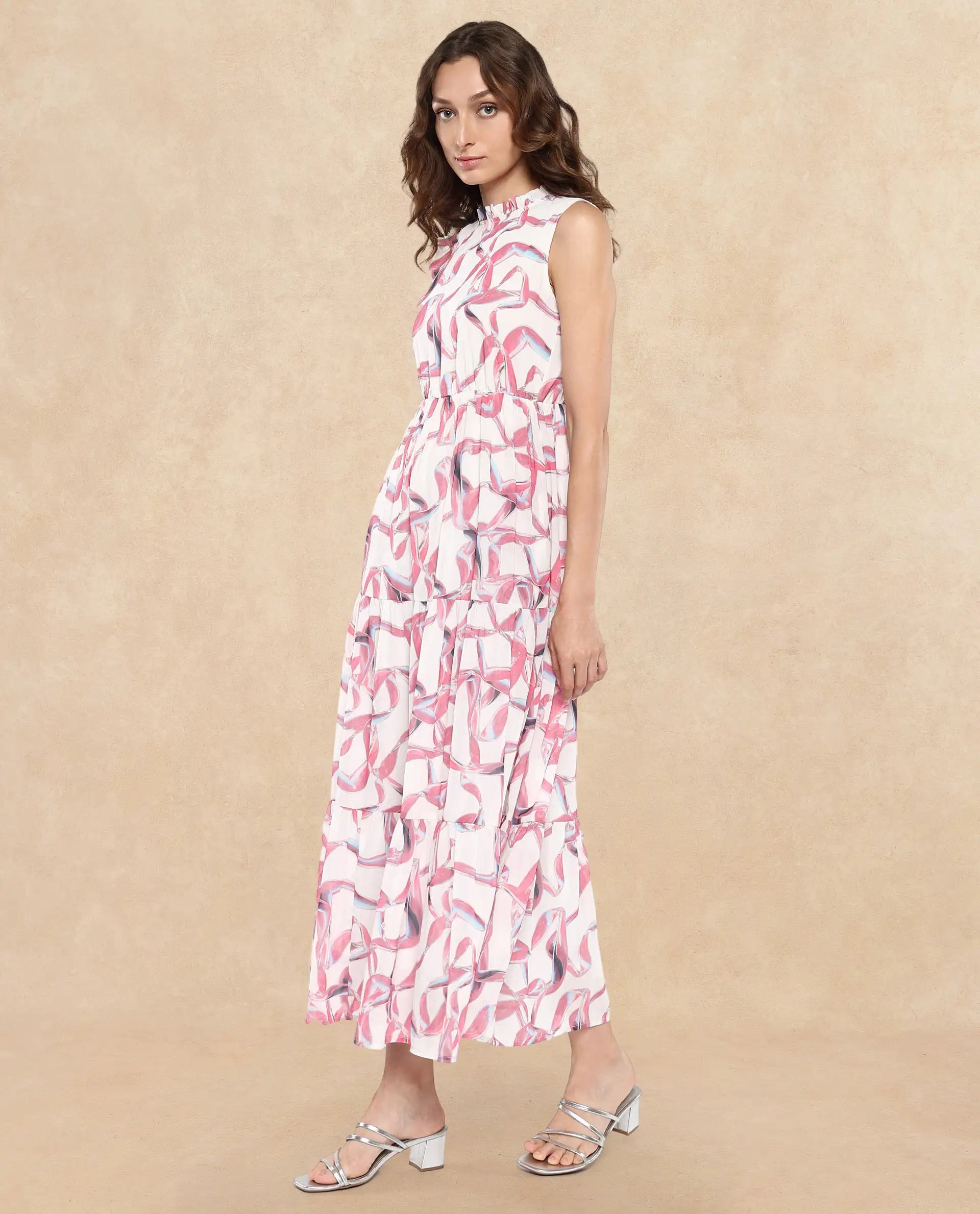 Rareism Women's Garp White Cotton Sweetheart Neck Abstract Print Sleeveless Maxi Tiered Dress