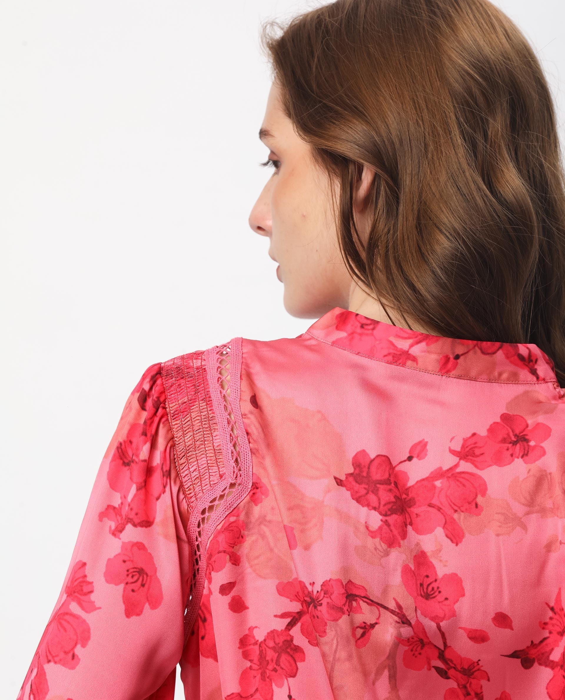Rareism Women's Gelbs Pink Polyester Mandarin Collar Floral Print Knee Length Regular Fit Top