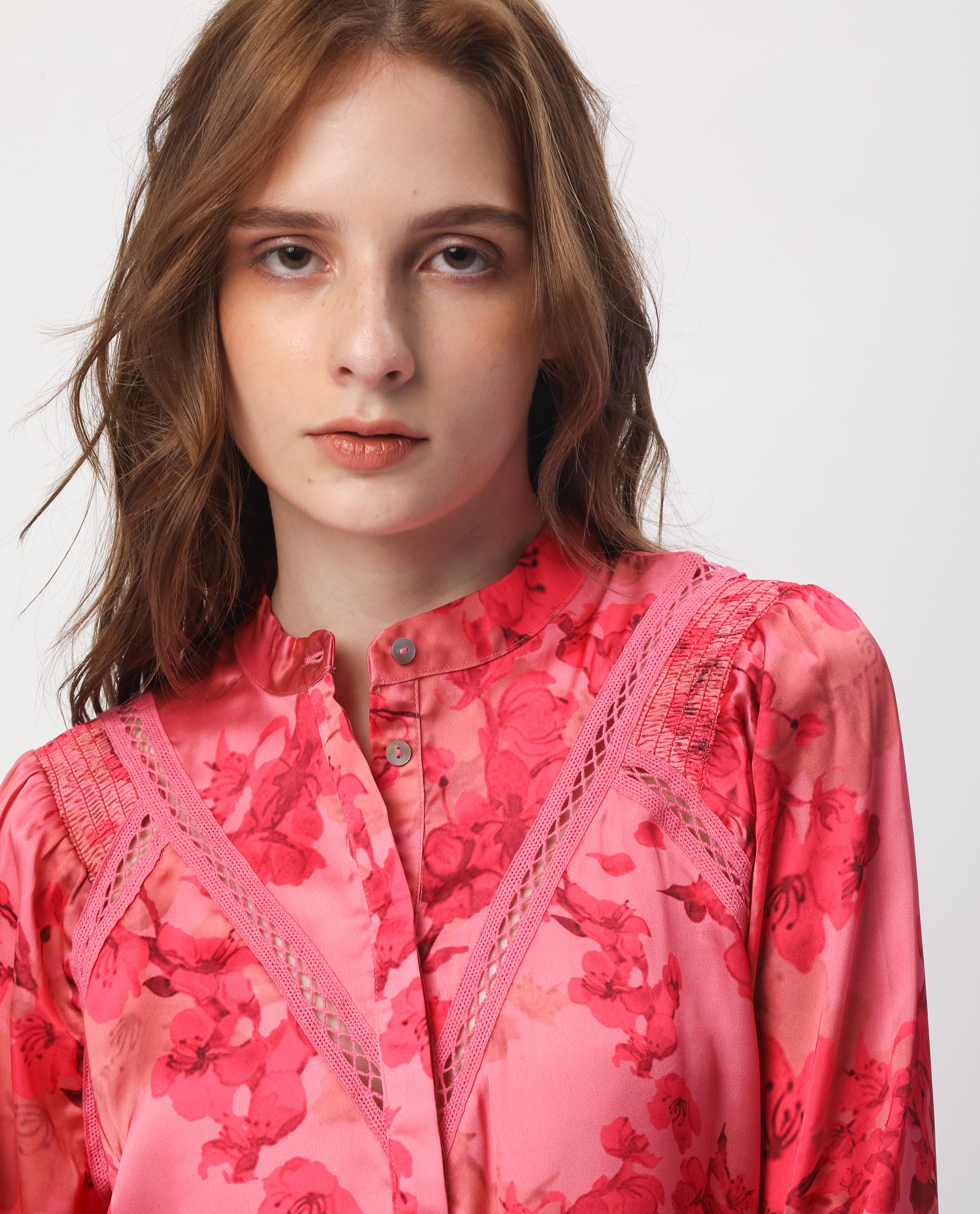 Rareism Women's Gelbs Pink Polyester Mandarin Collar Floral Print Knee Length Regular Fit Top