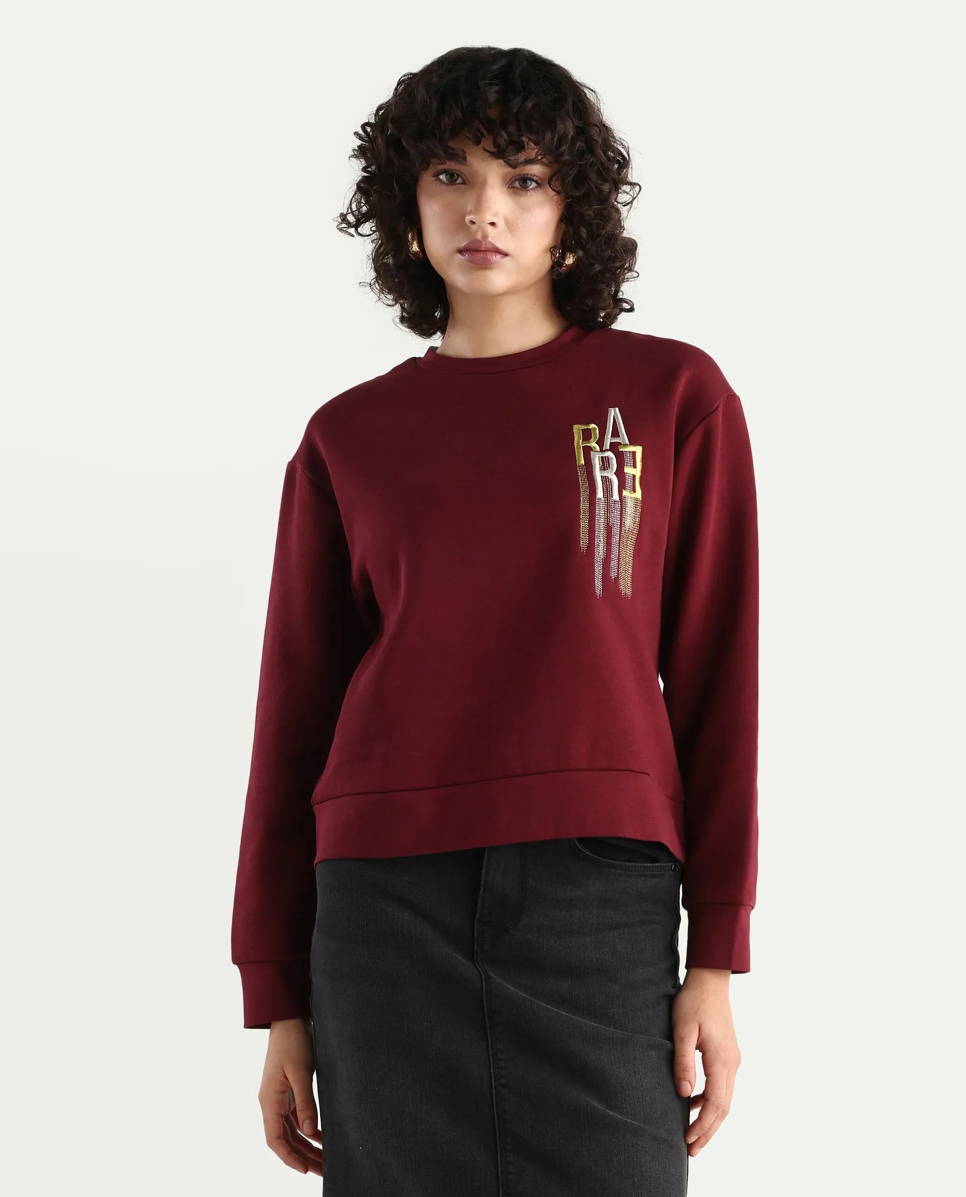 Rareism Women's Geldia Maroon Cotton Blend Crew Neck Graphic Print Relaxed Fit Sweatshirt