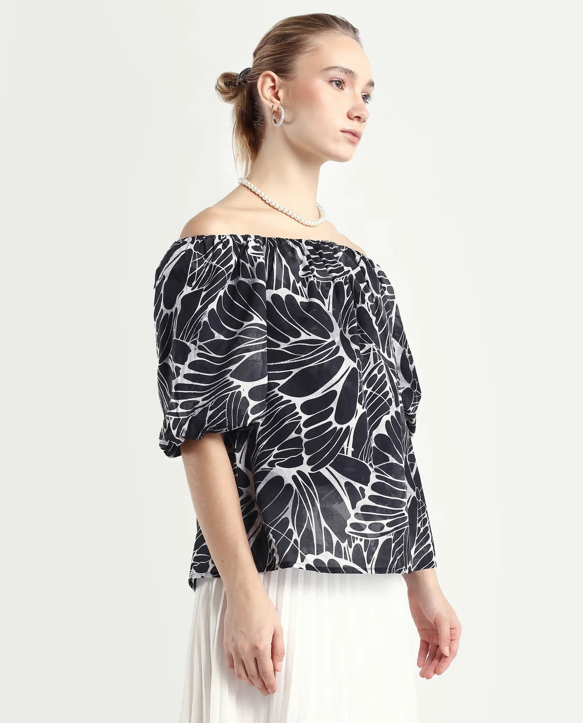 Rareism Women's Getan Black Viscose Blend Square Neck Abstract Print Balloon Sleeve Relaxed Fit Top