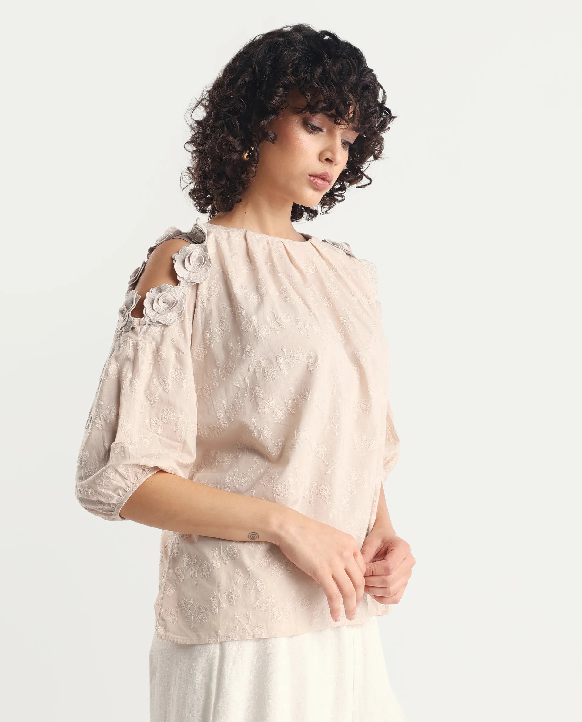 Rareism Women's Gips Beige Cotton Crew Neck Plain Balloon Sleeve Relaxed Fit Top