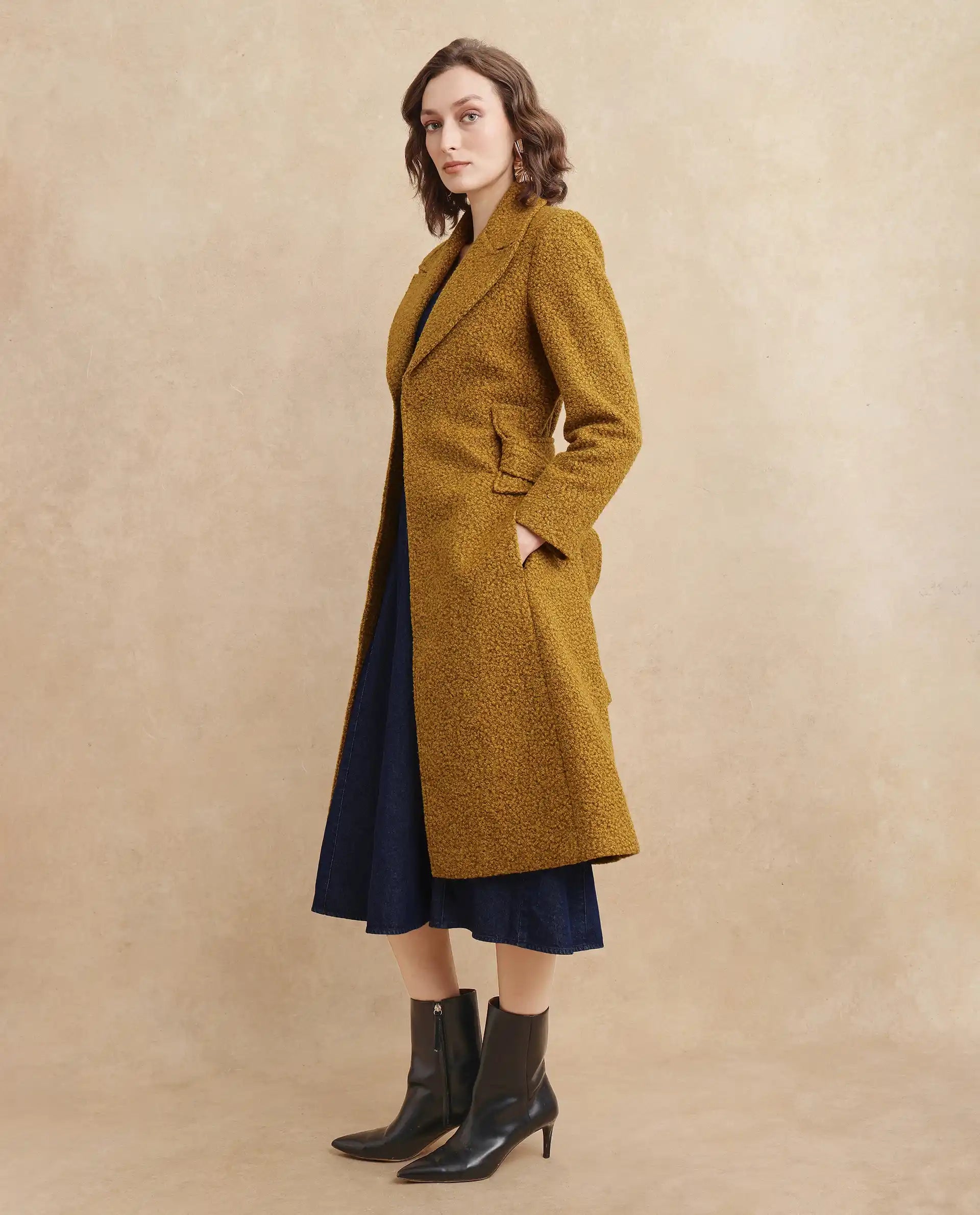 Rareism Women's Gisbor Yellow Sherpa Lapel Neck Plain Midi Regular Fit Jacket
