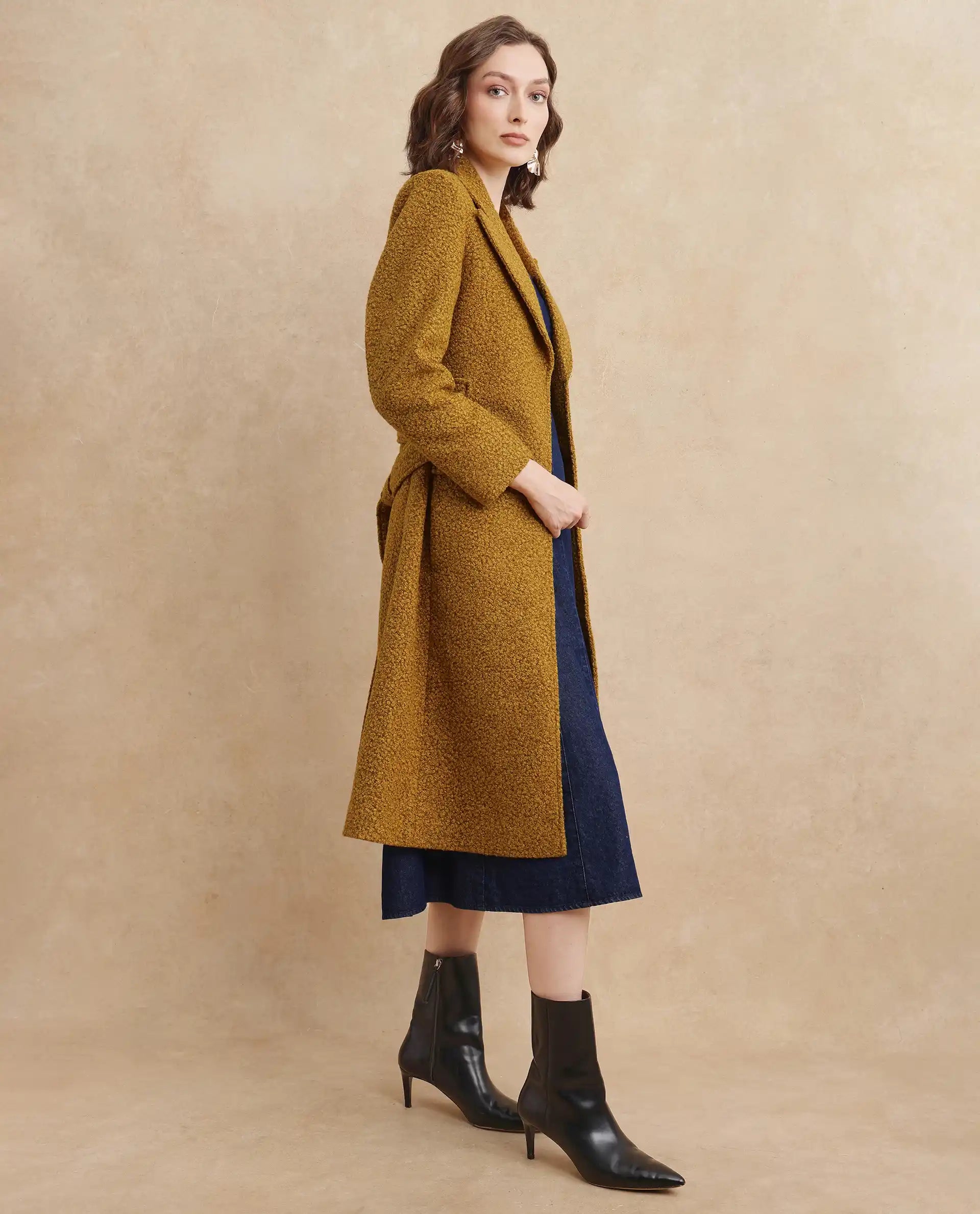 Rareism Women's Gisbor Yellow Sherpa Lapel Neck Plain Midi Regular Fit Jacket
