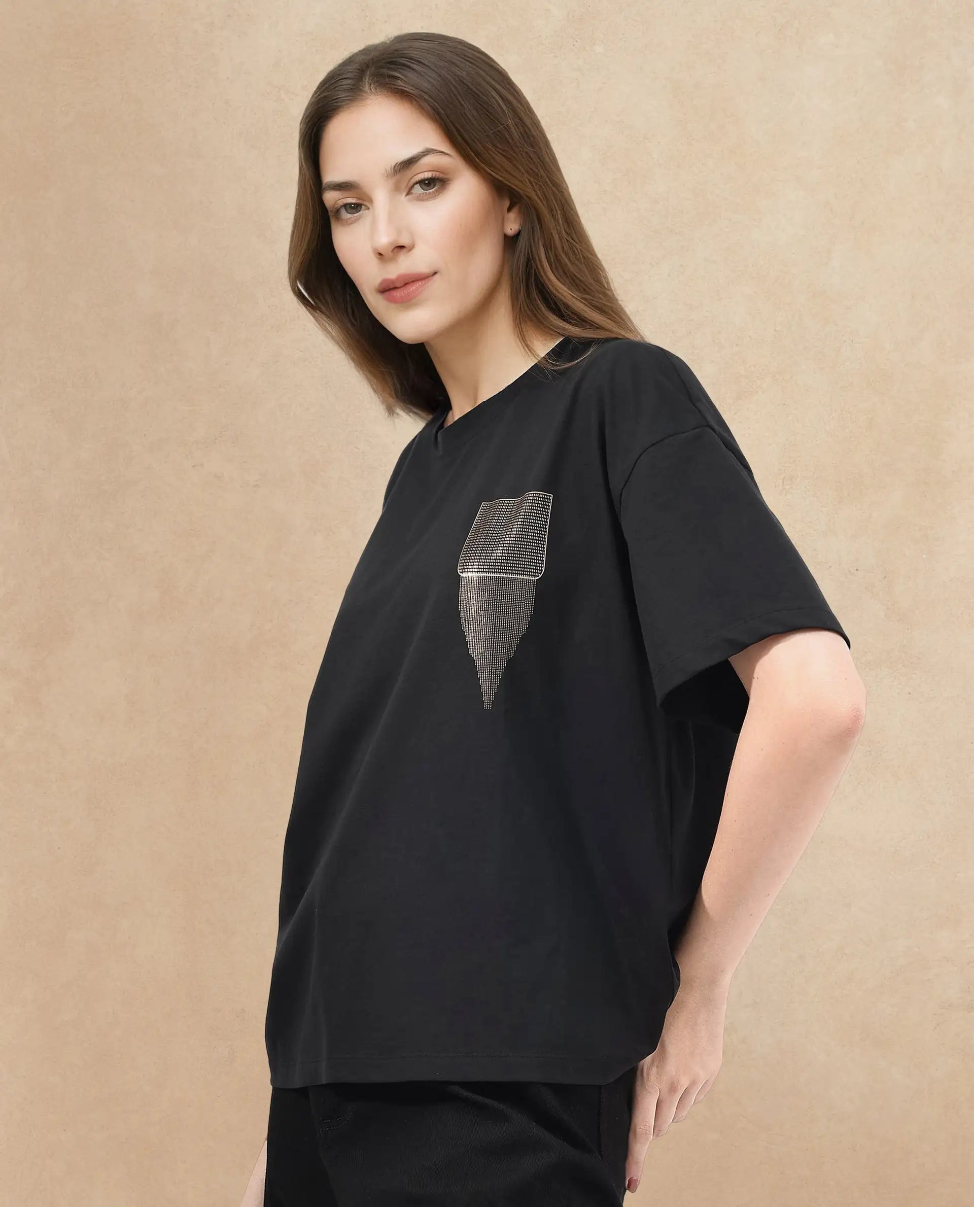 Rareism Women's Glondit Black Cotton Blend Crew Neck Graphic Print Boxy Fit T-Shirt