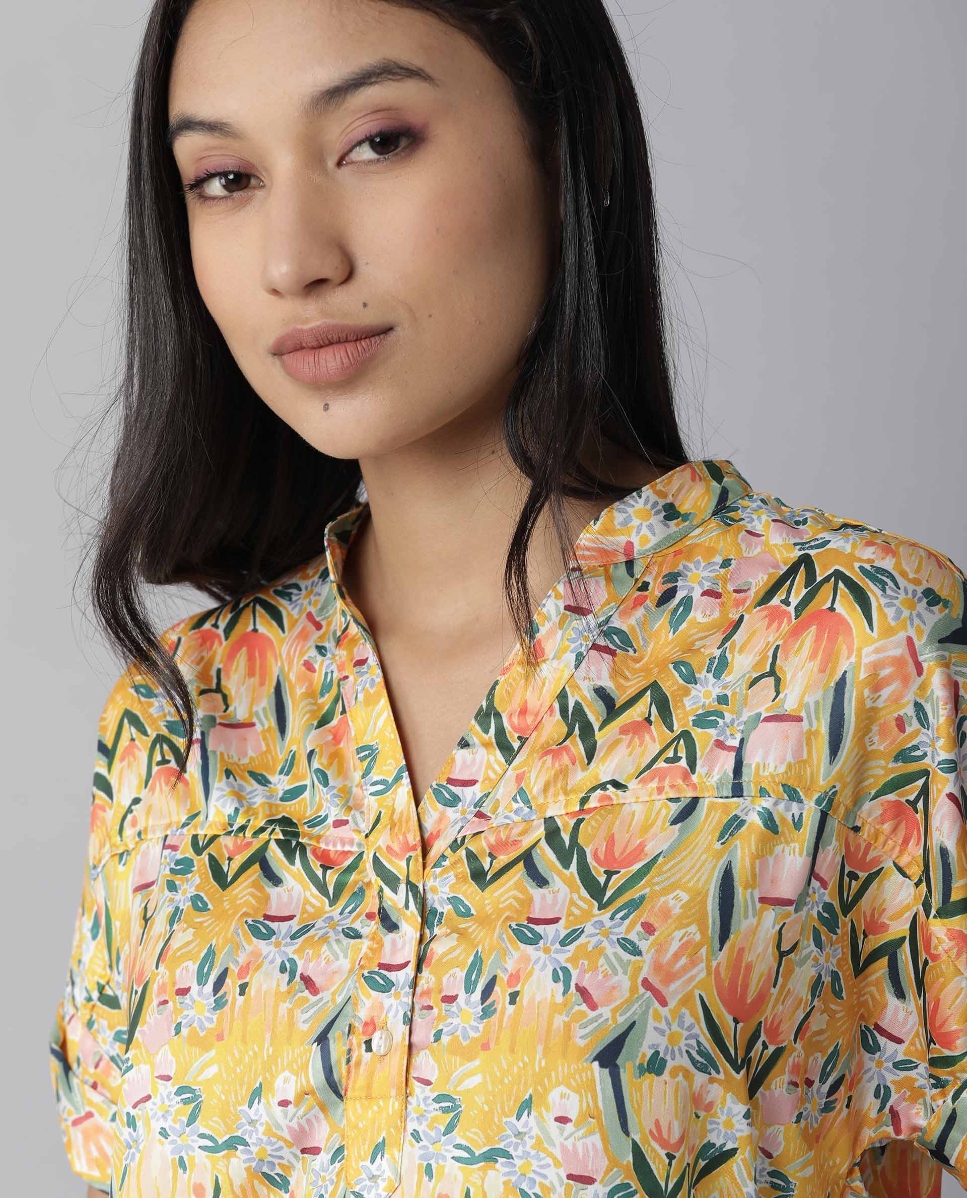 Rareism Women Greenage Yellow Top Short Sleeves Printed