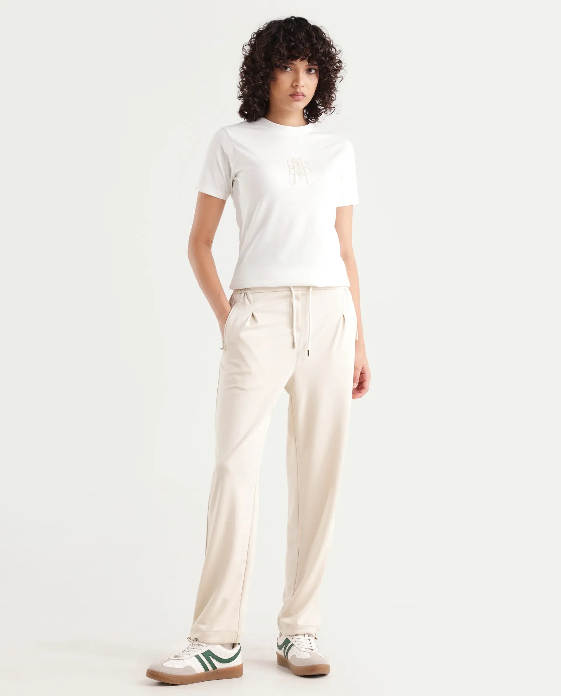 Rareism Women's Gumushane Off White Modal Blend Plain Ankle Length Straight Fit Track Pant