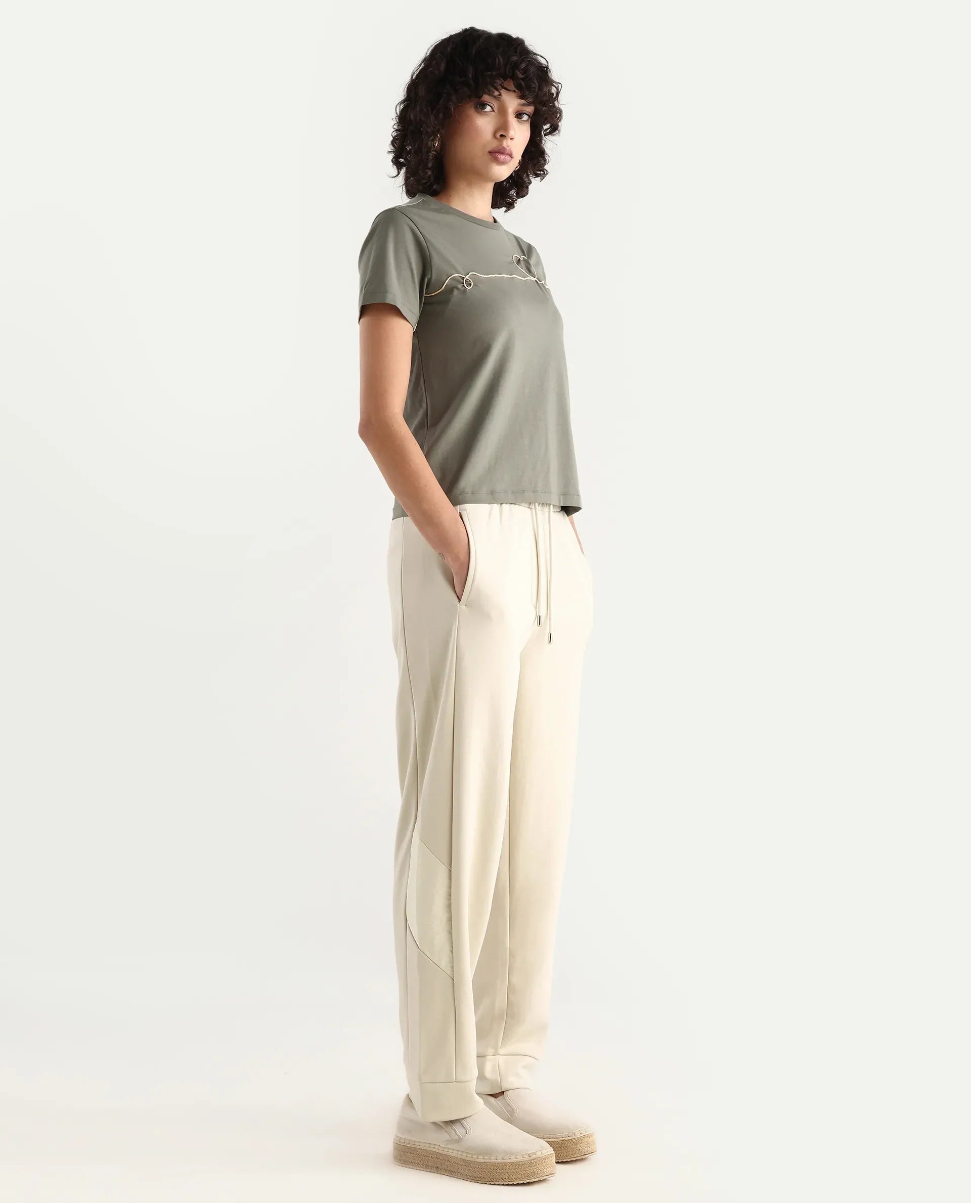 Rareism Women's Hastane Off White Modal Blend Ankle Length Regular Fit Track Pant