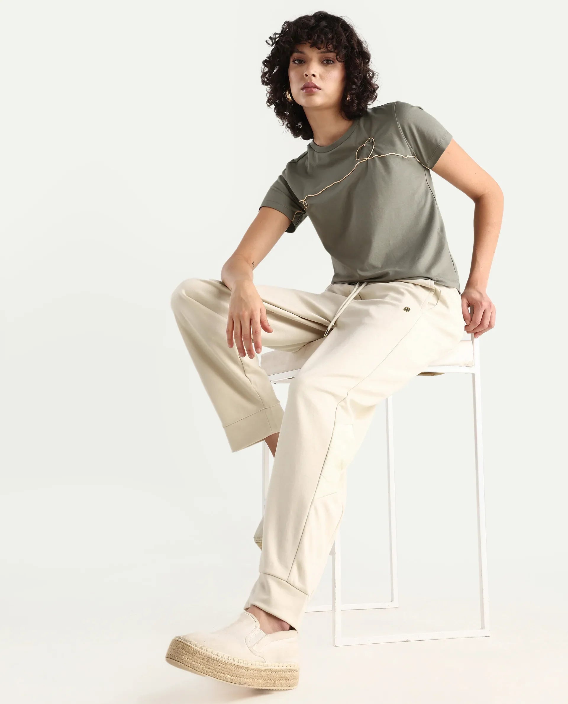 Rareism Women's Hastane Off White Modal Blend Ankle Length Regular Fit Track Pant