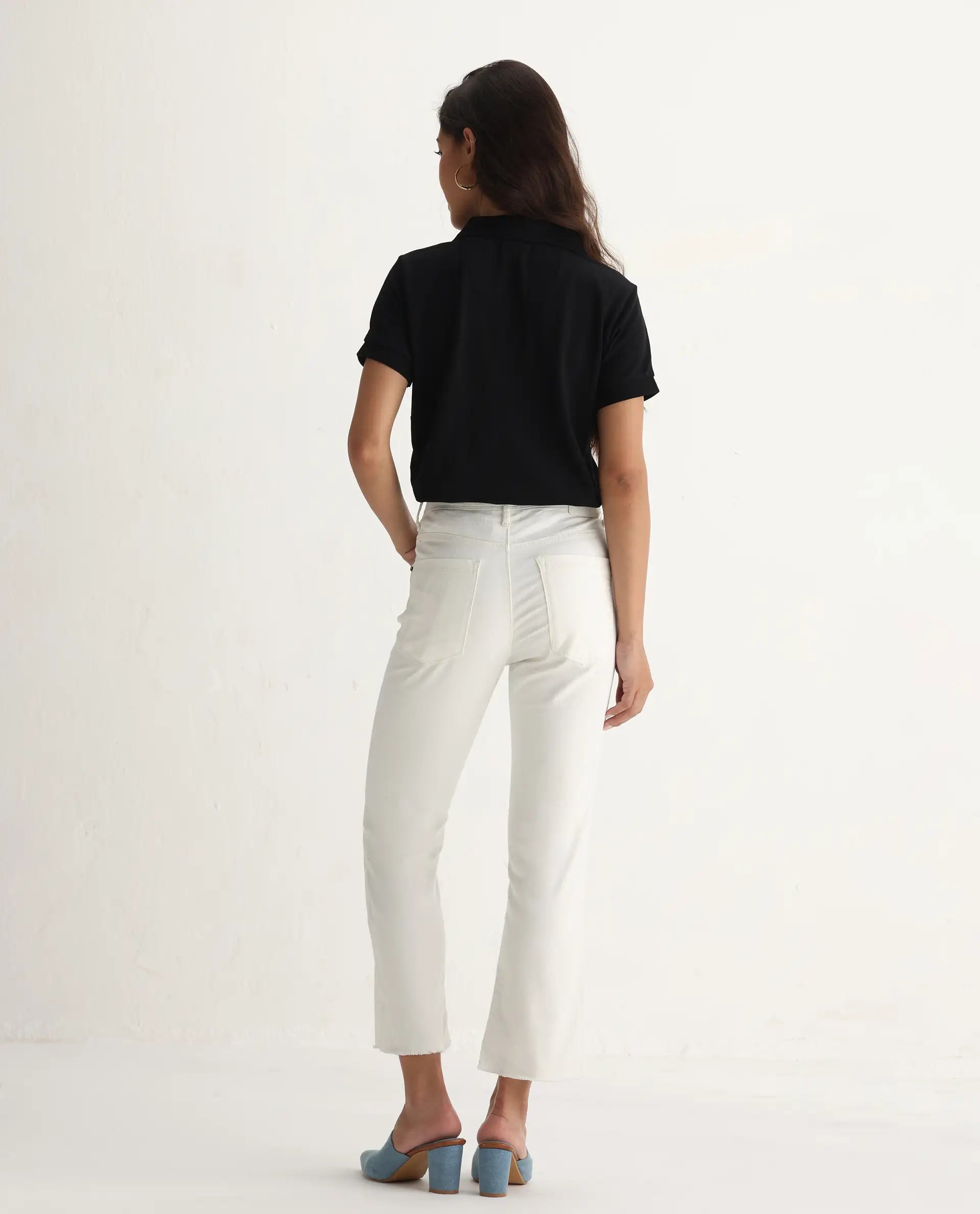 Rareism Women's Hugo White Cotton Plain Ankle Length Relaxed Fit Jeans