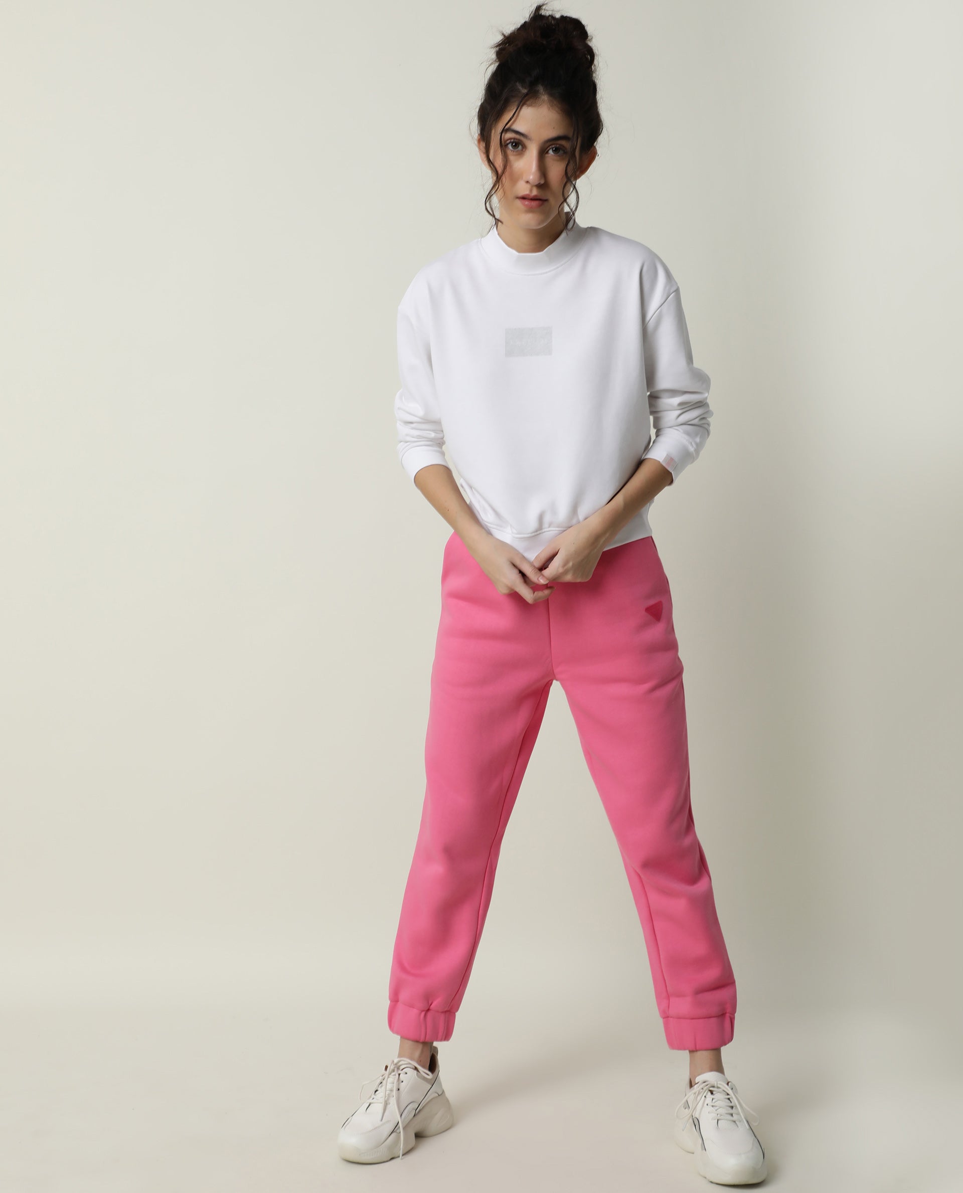 Rareism Women Neo-1 Pink Poly Cotton Fabric Tailored Fit Solid Mid Rise Ankle Length Track Pant