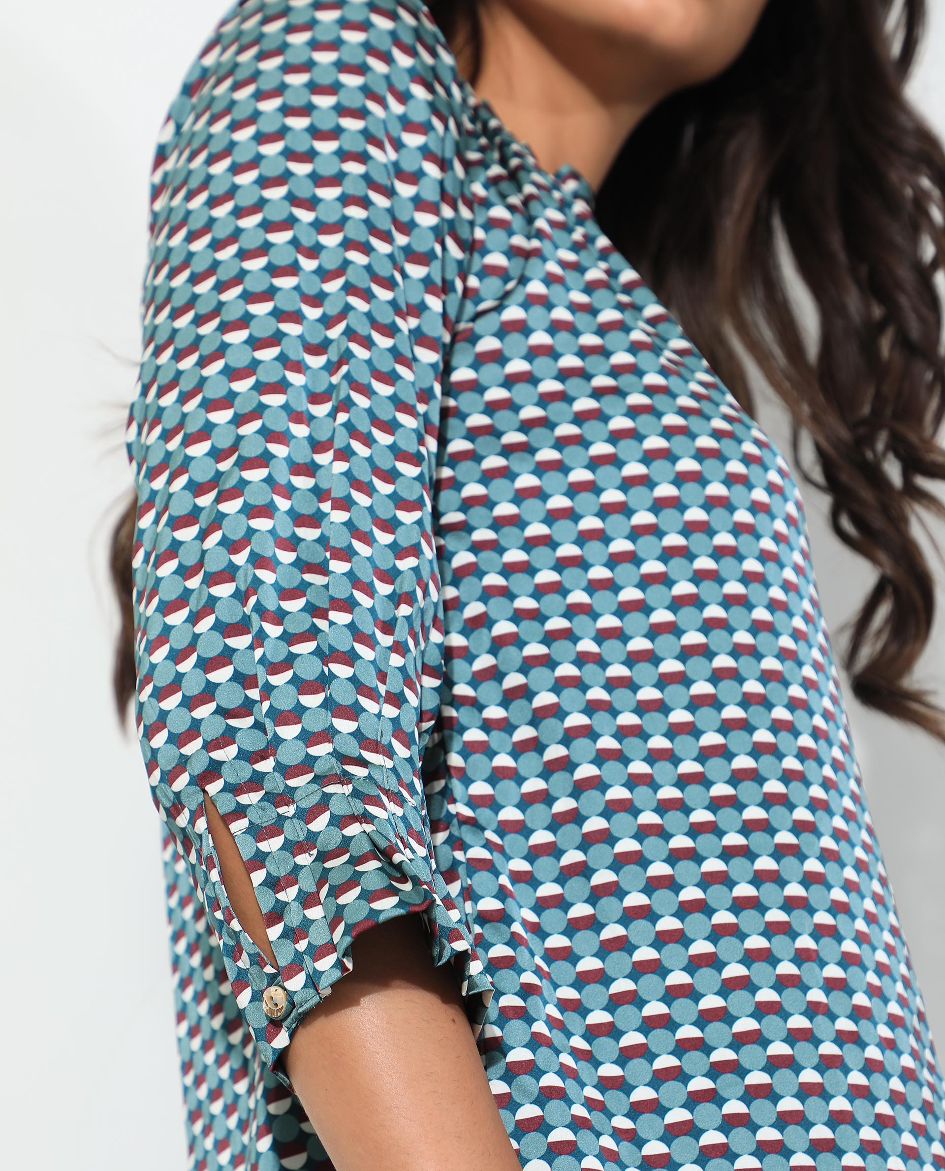 Rareism Women's Ivy Multi Polyester Sweetheart Neck Geometric Print Puff Sleeves Regular Fit Top