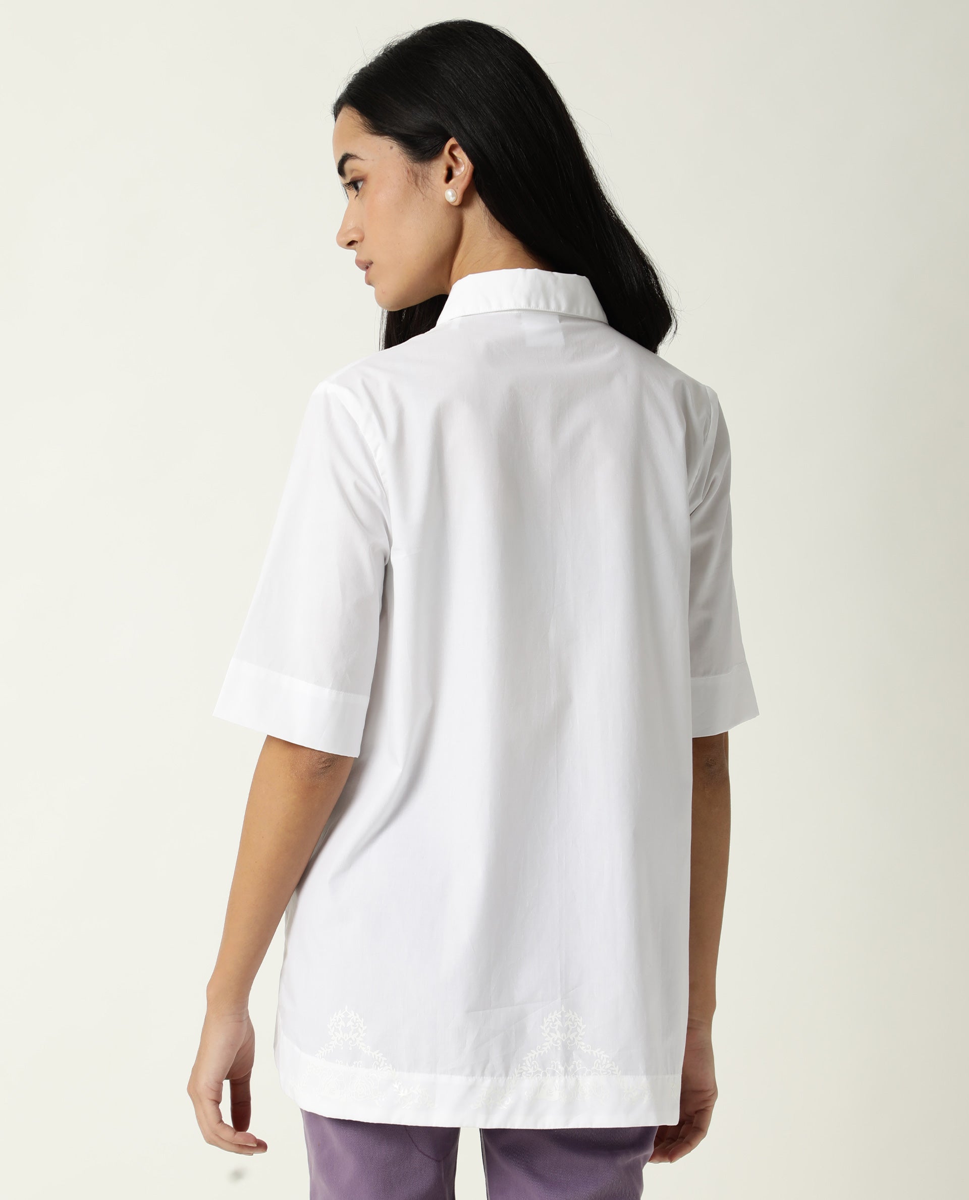 Rareism Women's Flick White Cotton Spread Collar Plain Regular Fit Top