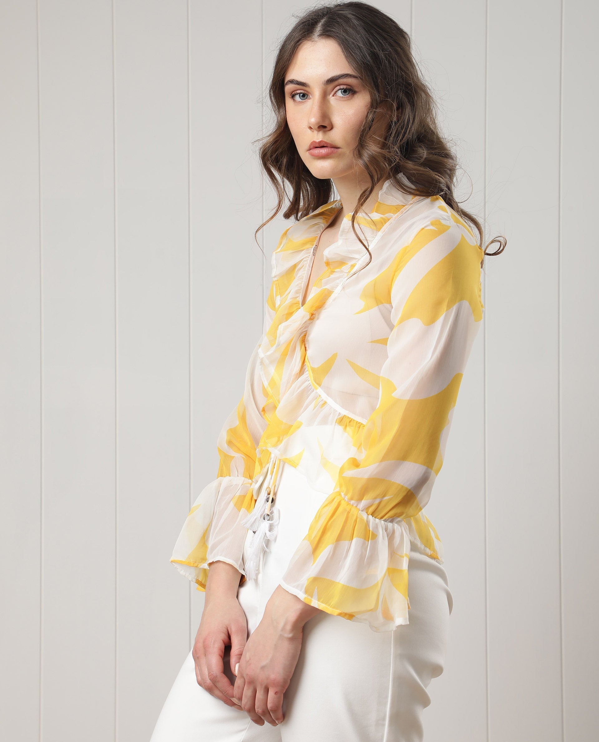 Rareism Women Simone White Polyester Fabric Full Sleeves Tie-Up Closure V-Neck Bell Sleeve Regular Fit Floral Print Shrug