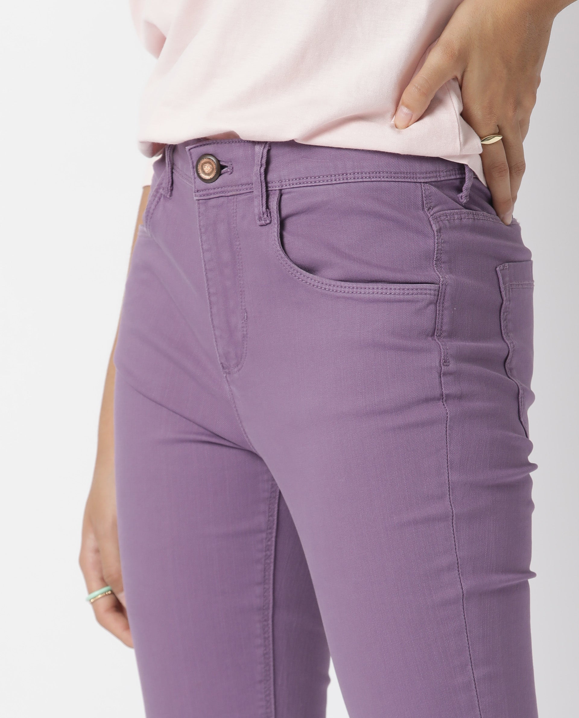 Rareism Women Metty Purple Cotton Lycra Fabric Mid Rise Solid Slim Fit Ankle Length Jeans