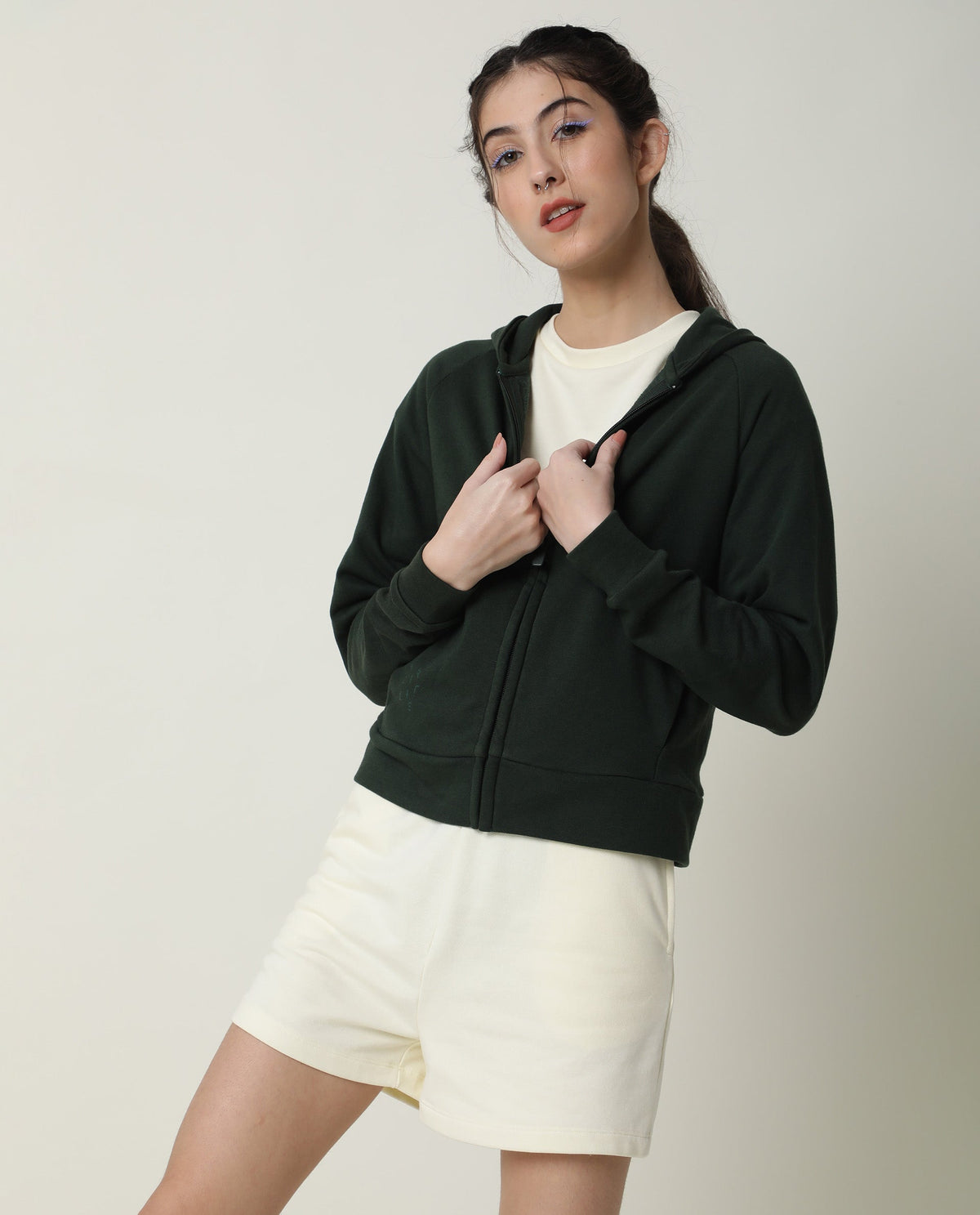 Rareism Women Ciri Off White Cotton Poly Fabric Relaxed Fit Solid Mid Rise Shorts