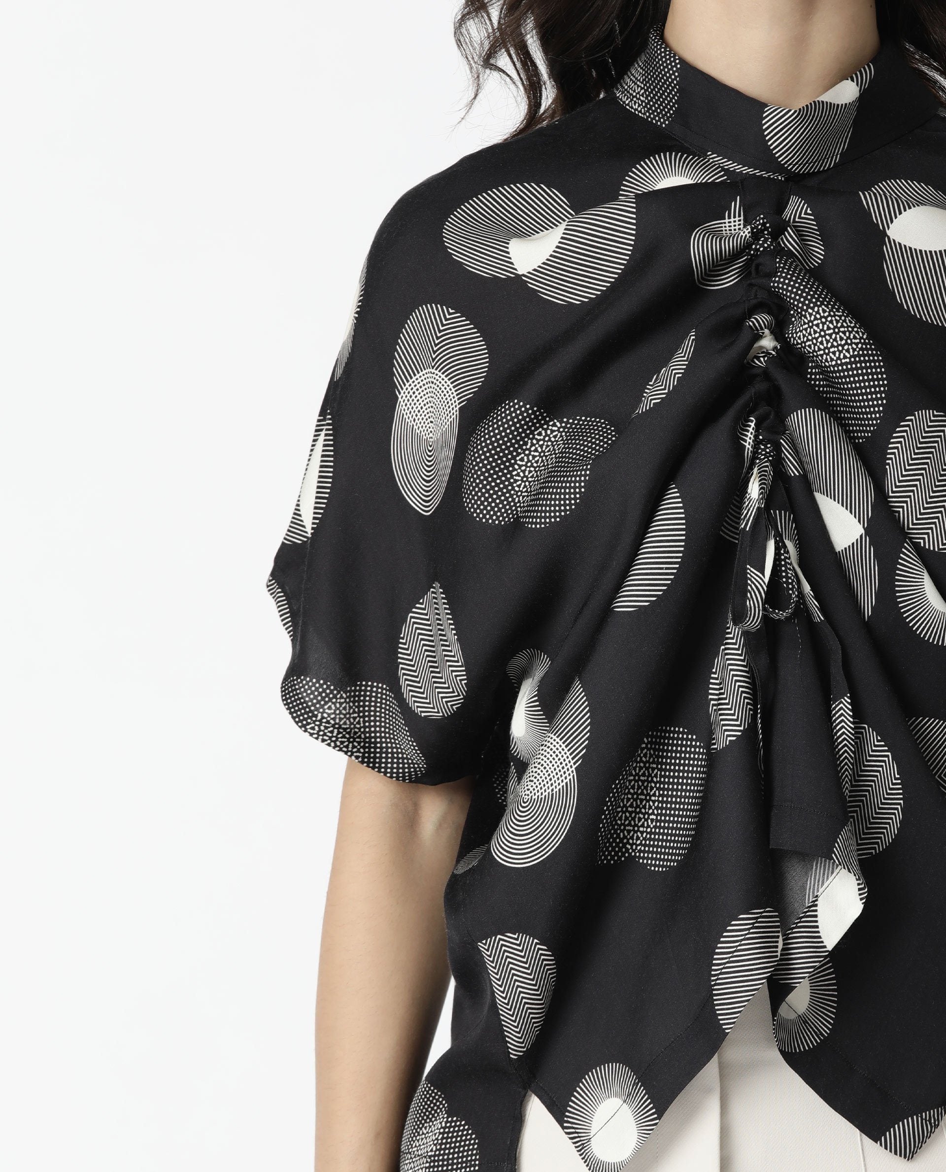 Rareism Women Emile Black Top Short Sleeves Printed