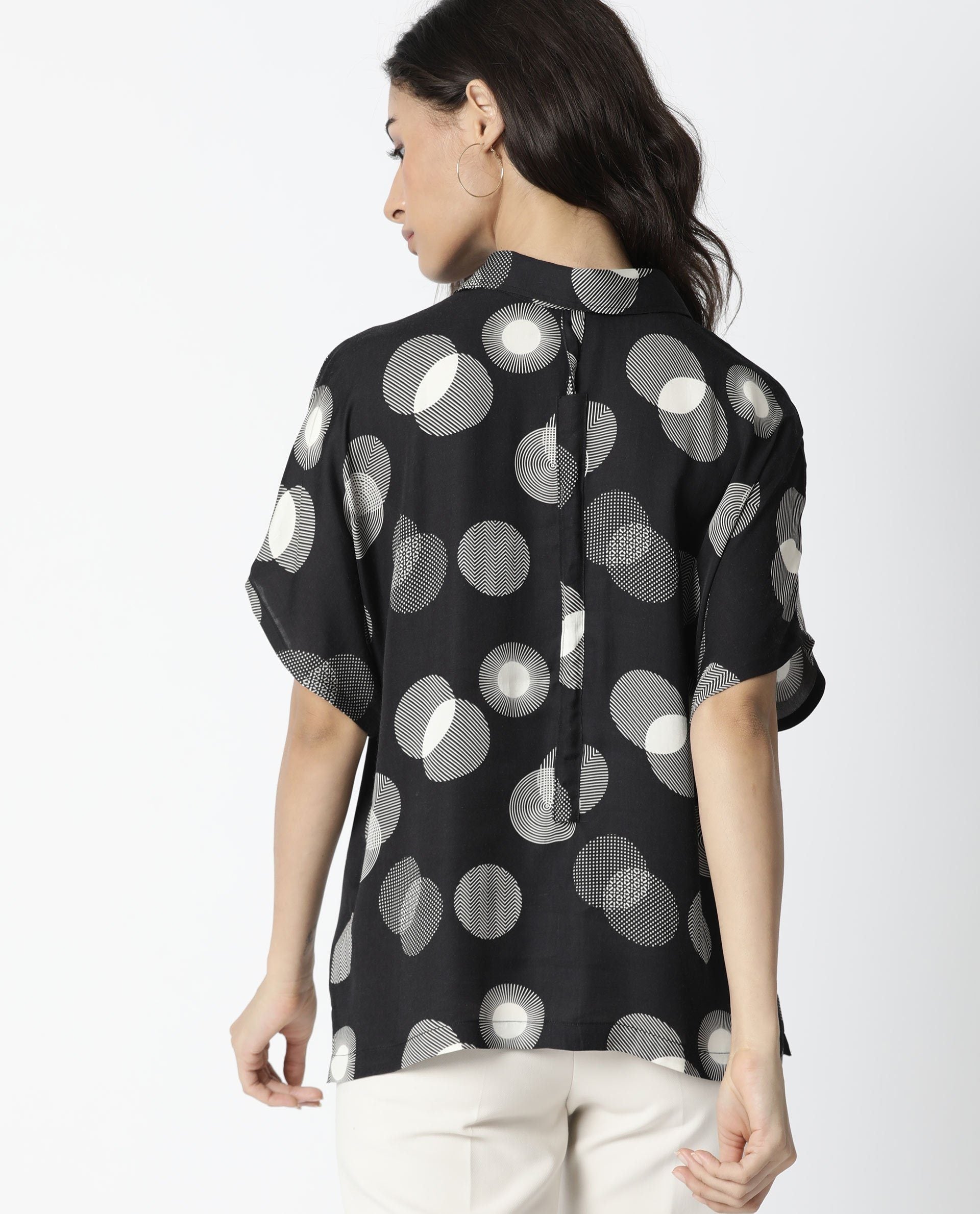 Rareism Women Emile Black Top Short Sleeves Printed
